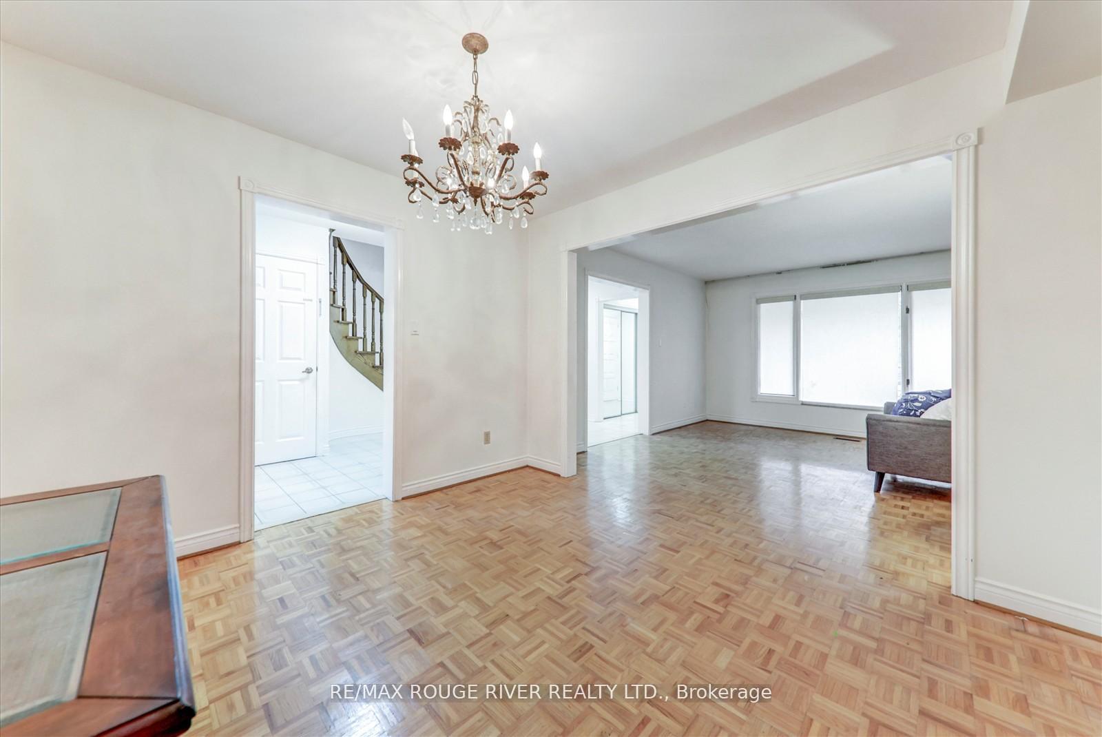 Photo 43 of 23 Jackman Crescent, Vaughan, West Woodbridge — HOMEH