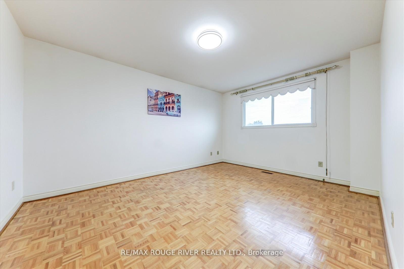 Photo 34 of 23 Jackman Crescent, Vaughan, West Woodbridge — HOMEH