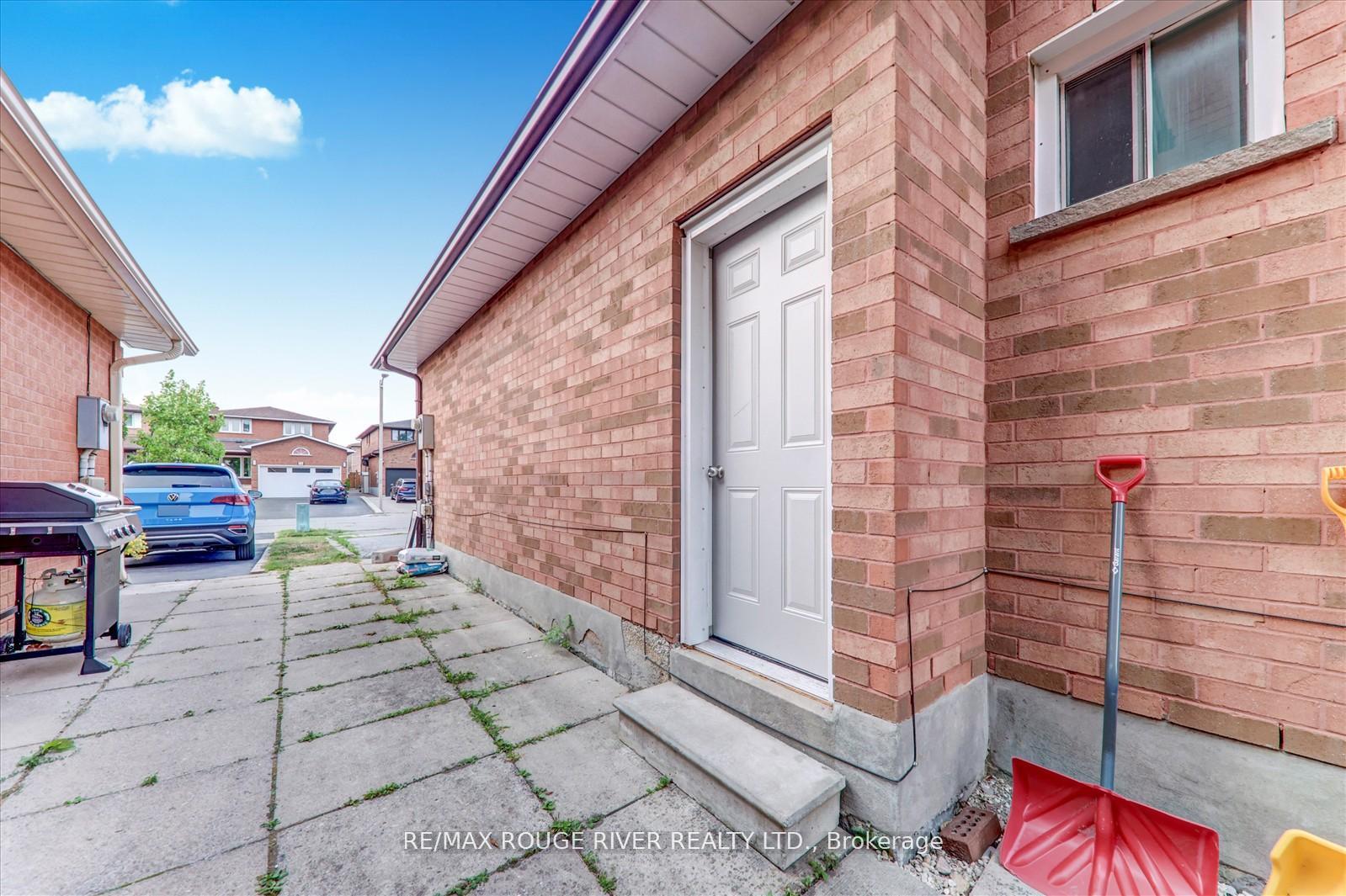 Photo 26 of 23 Jackman Crescent, Vaughan, West Woodbridge — HOMEH