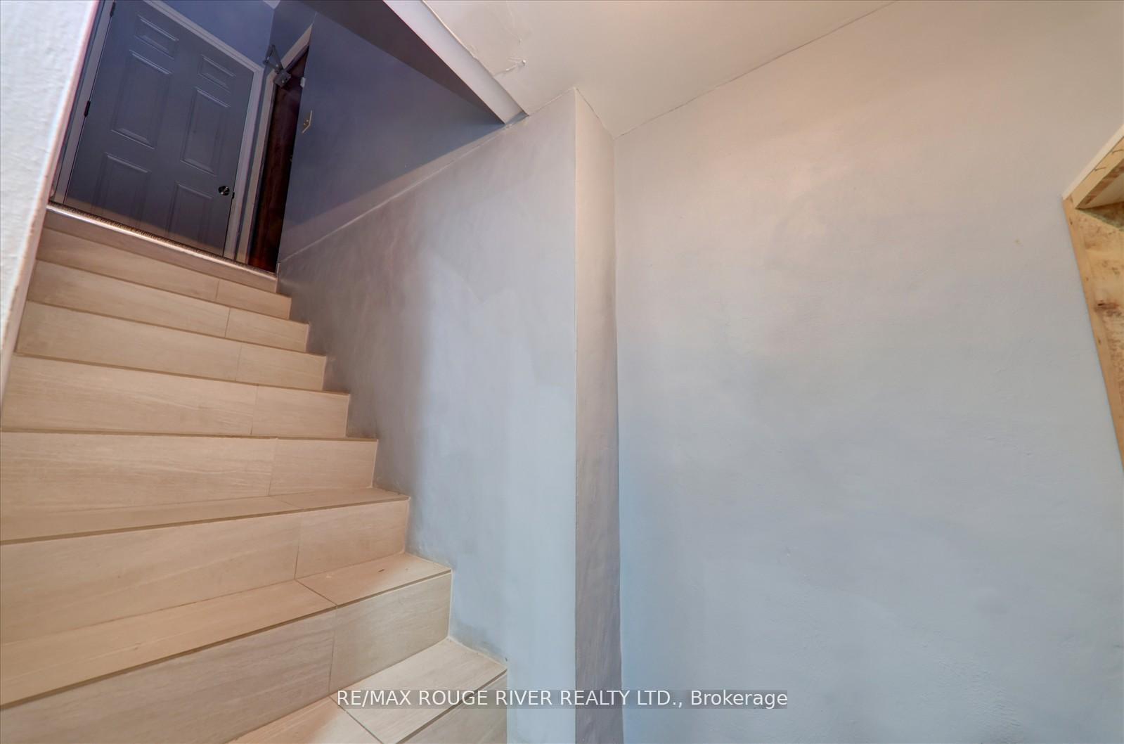 Photo 29 of 23 Jackman Crescent, Vaughan, West Woodbridge — HOMEH