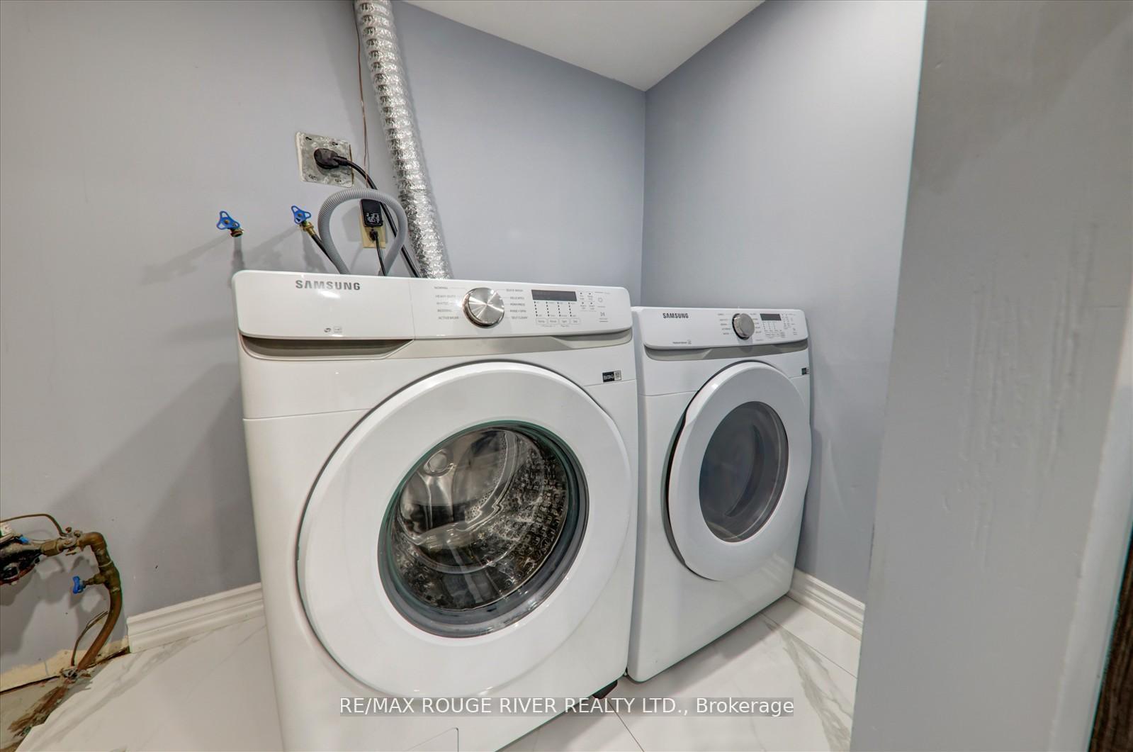 Photo 32 of 23 Jackman Crescent, Vaughan, West Woodbridge — HOMEH