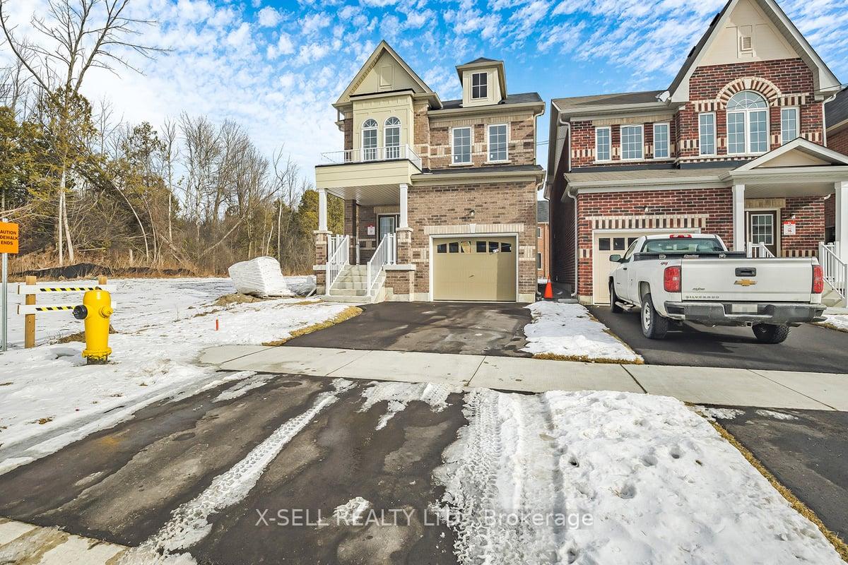 Front of 671 Fleetwood Drive