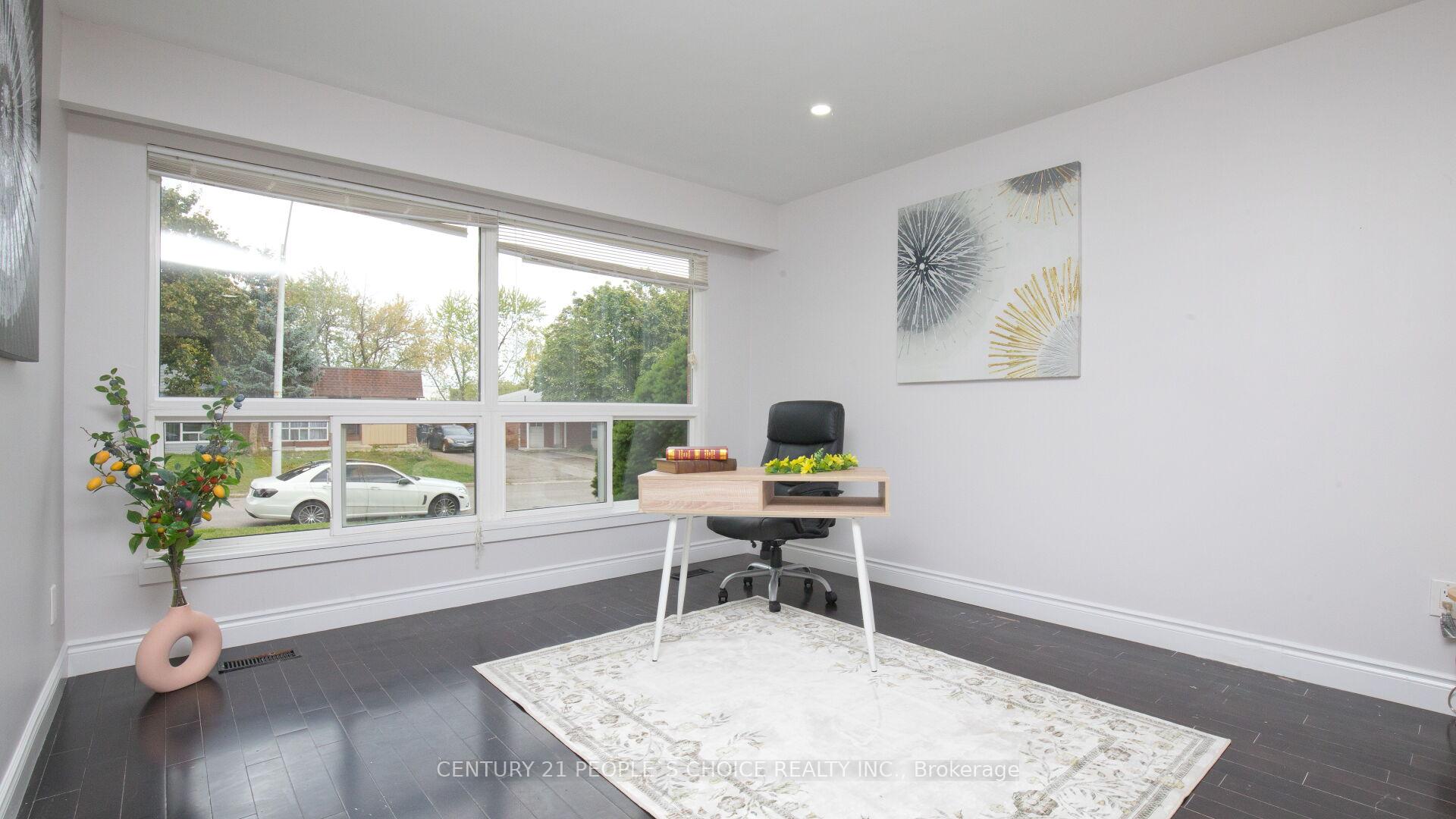 Photo 9 of 82 Davenport Crescent, Brampton, Southgate — HOMEH
