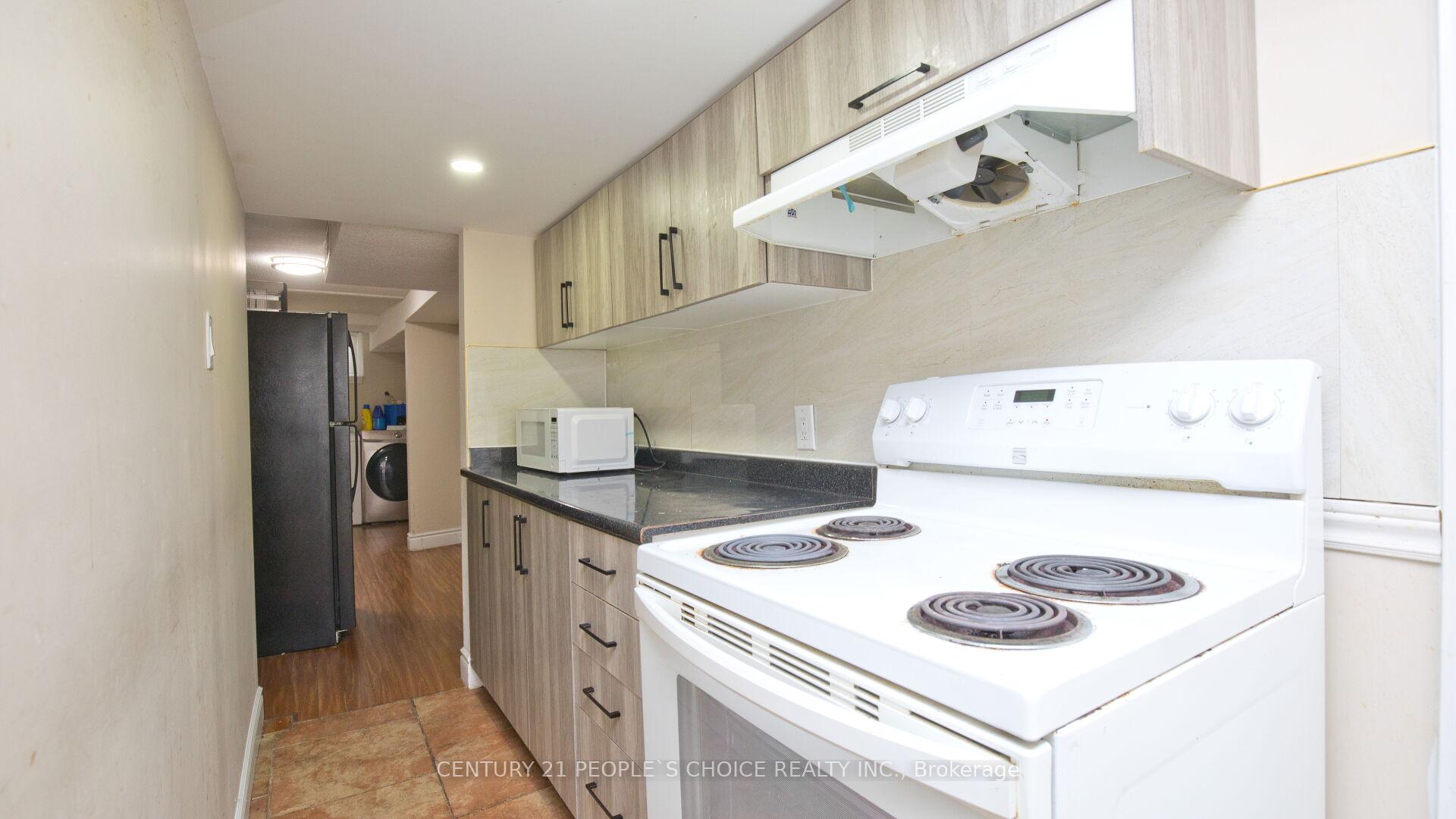 Photo 38 of 82 Davenport Crescent, Brampton, Southgate — HOMEH