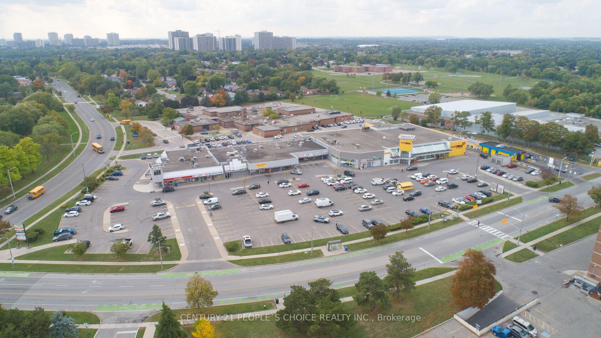 Photo 40 of 82 Davenport Crescent, Brampton, Southgate — HOMEH