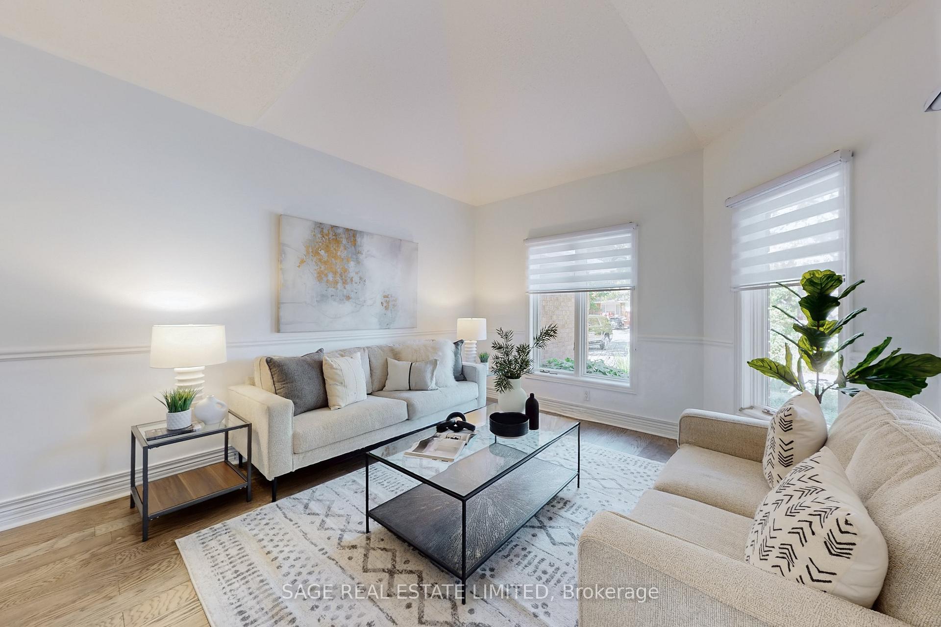 Photo 5 of 91 Twyn Rivers Drive, Pickering, Rougemount — HOMEH