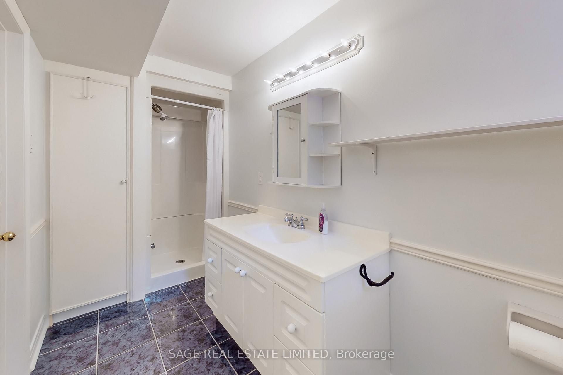 Photo 38 of 91 Twyn Rivers Drive, Pickering, Rougemount — HOMEH