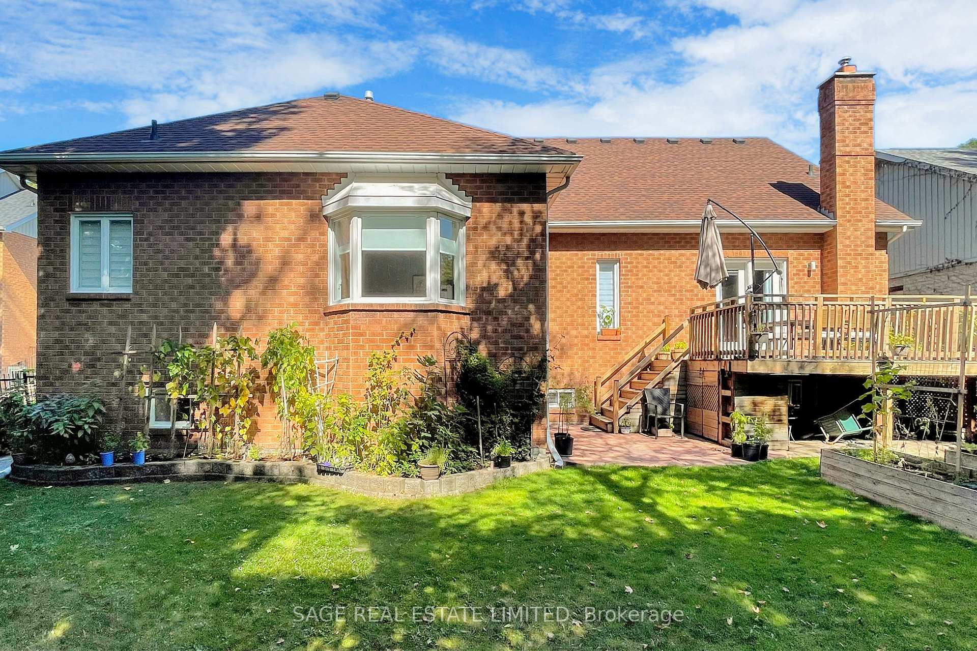 Photo 44 of 91 Twyn Rivers Drive, Pickering, Rougemount — HOMEH