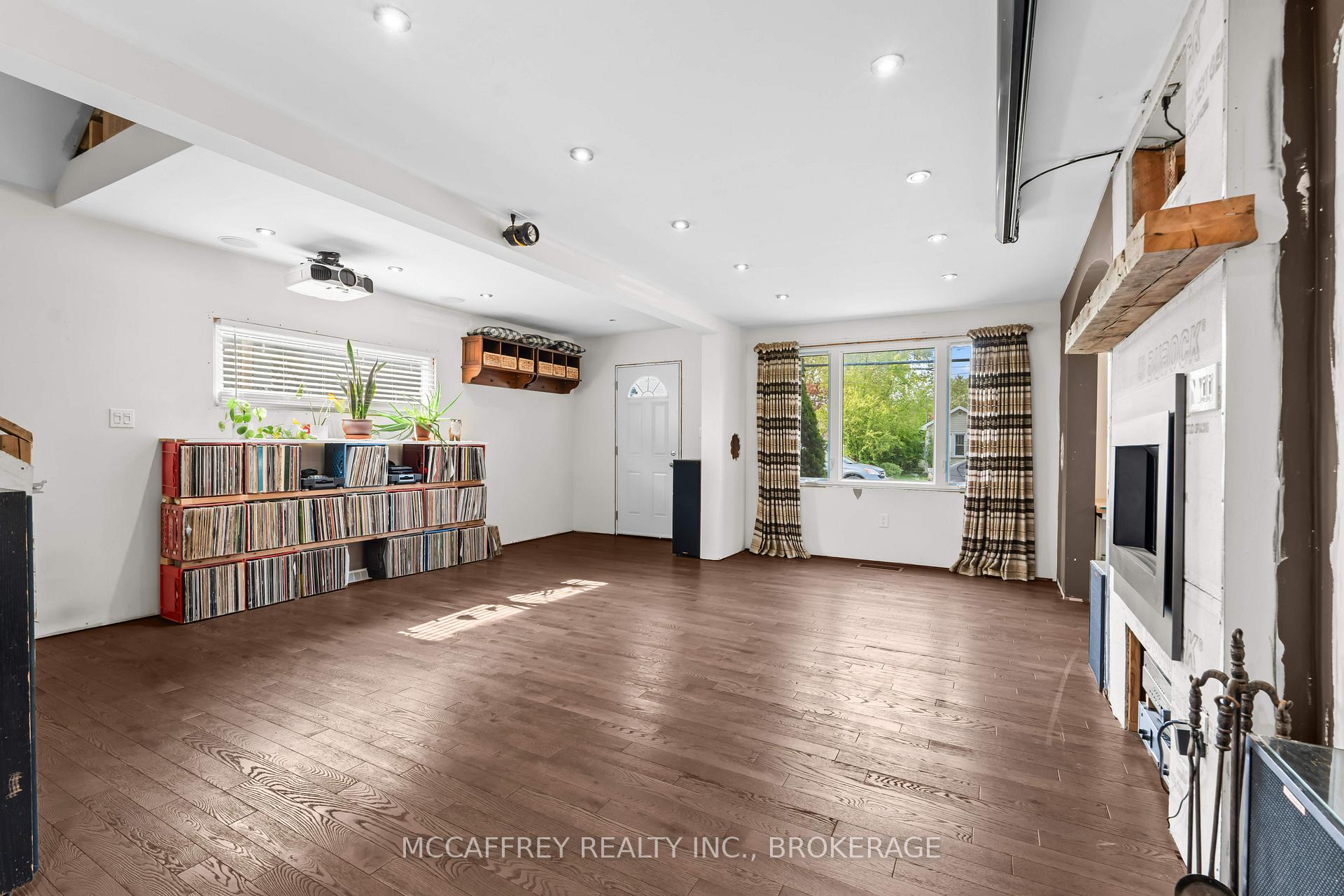 Photo 13 of 120 Baiden Street, Kingston, Central City West — HOMEH