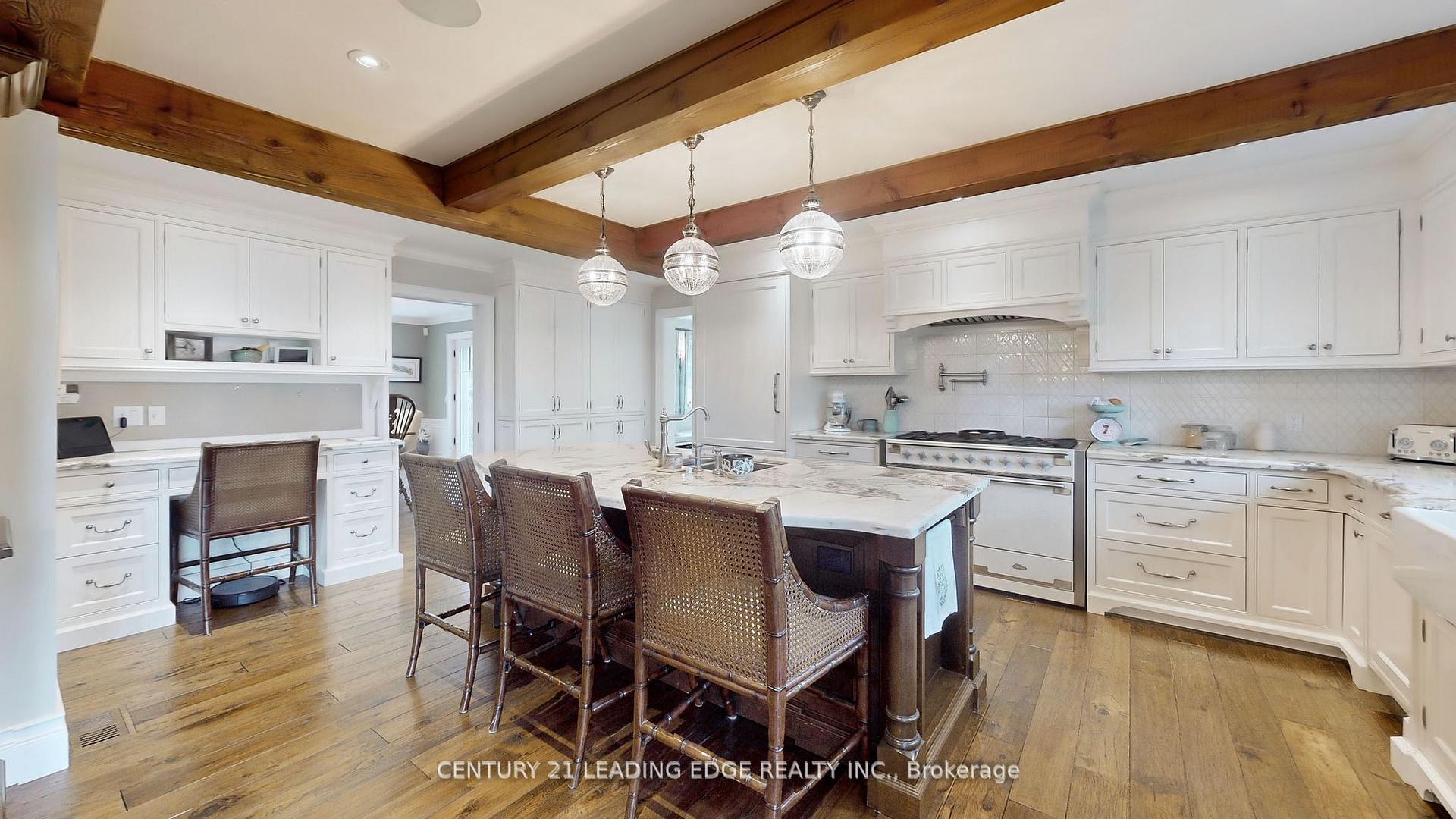 Photo 9 of 23 Walnut Glen Place, Markham, Devil's Elbow — HOMEH