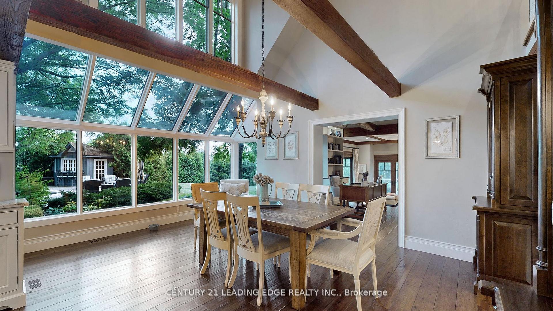 Photo 18 of 23 Walnut Glen Place, Markham, Devil's Elbow — HOMEH