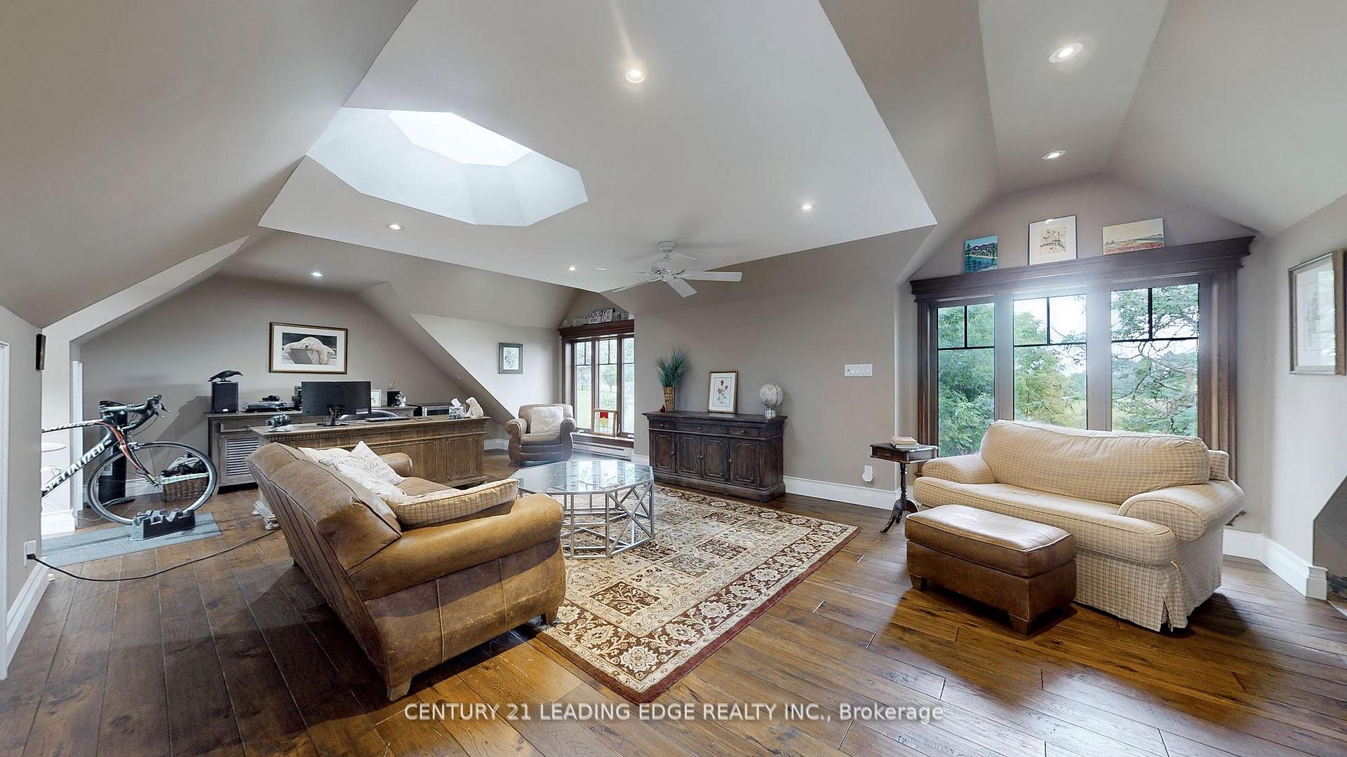 Photo 31 of 23 Walnut Glen Place, Markham, Devil's Elbow — HOMEH