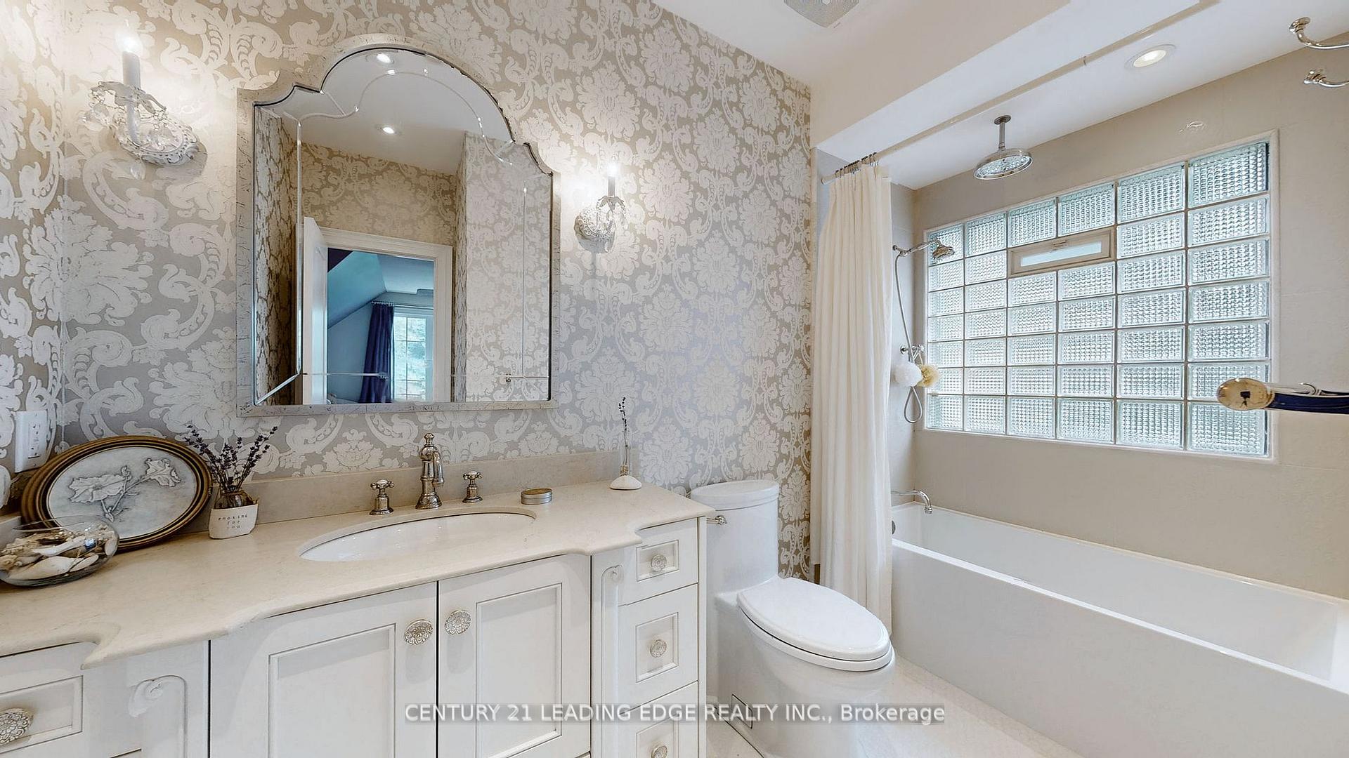 Photo 30 of 23 Walnut Glen Place, Markham, Devil's Elbow — HOMEH