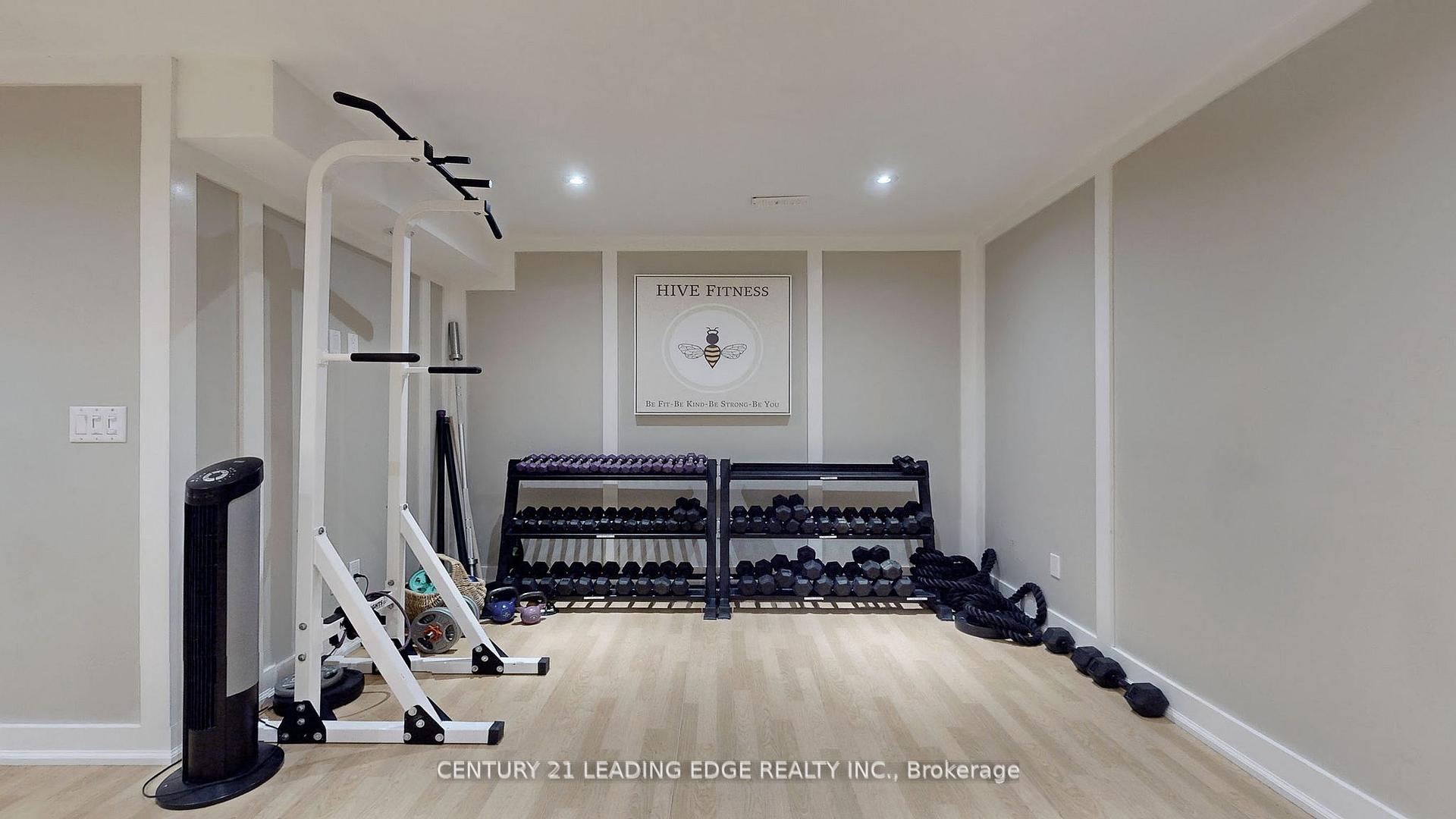 Photo 32 of 23 Walnut Glen Place, Markham, Devil's Elbow — HOMEH