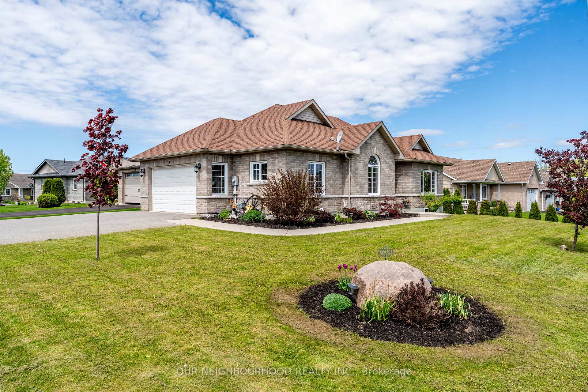 Front of 16 Cortland Crescent