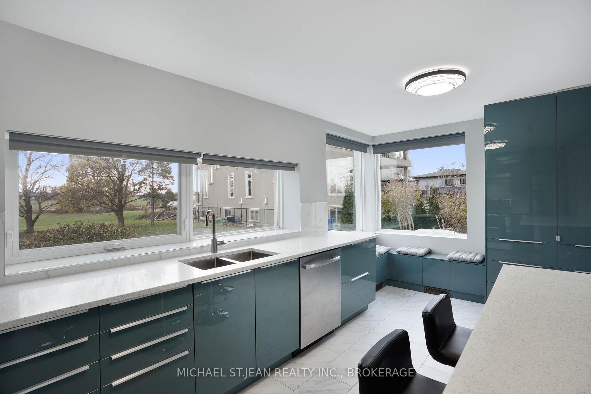 Photo 38 of 827 Ridge Road, Hamilton, Stoney Creek — HOMEH
