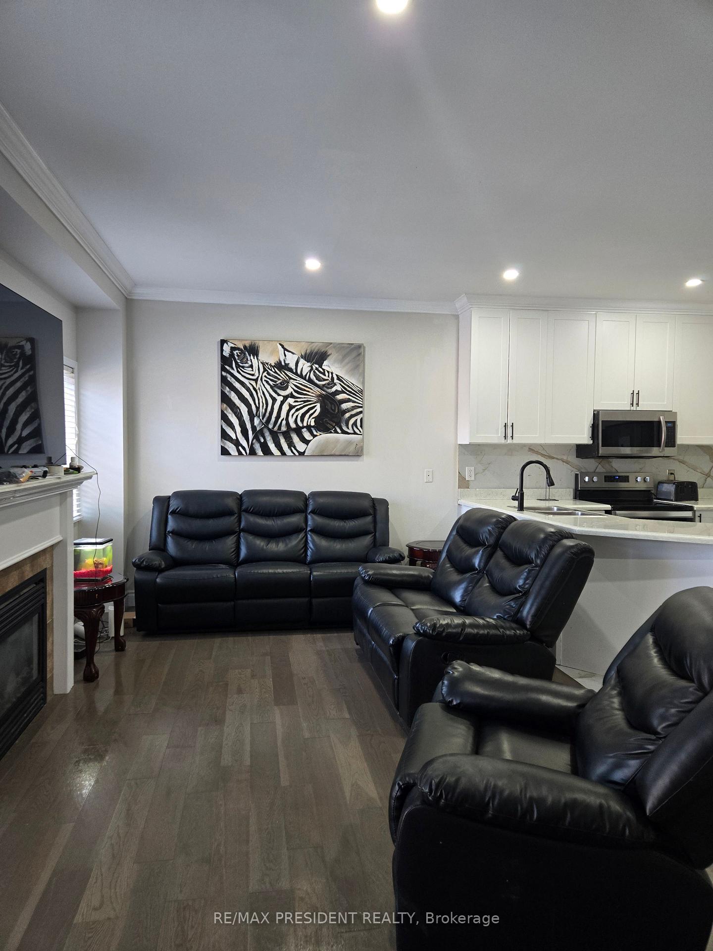 Photo 7 of 67 Maple Valley Street, Brampton, Bram East — HOMEH