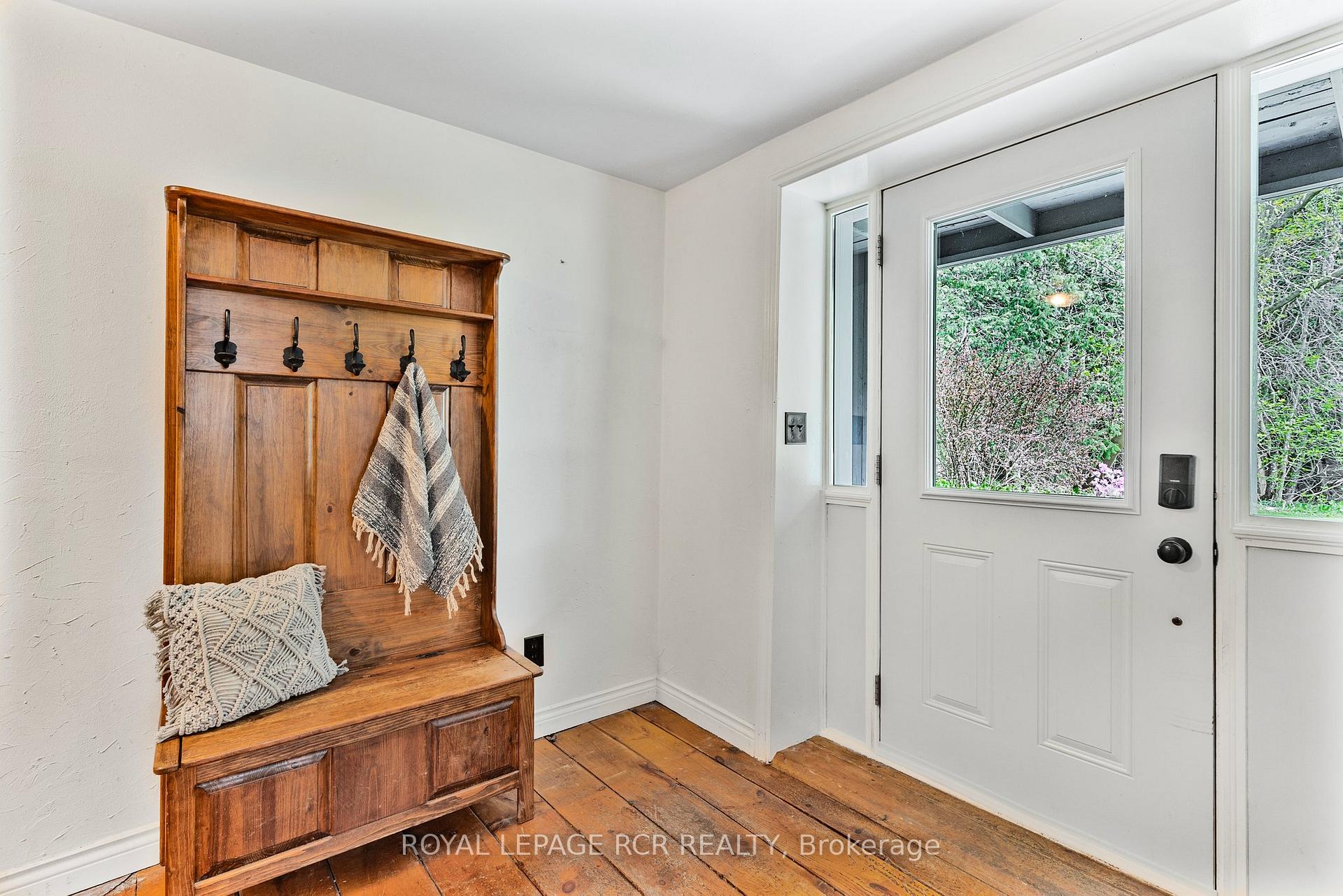 Photo 7 of 17329 Shaws Creek Road, Caledon, Rural Caledon — HOMEH