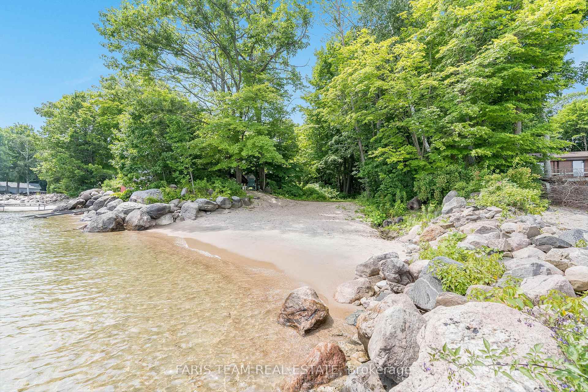Photo 26 of 1532 Champlain Road, Tiny, Rural Tiny — HOMEH