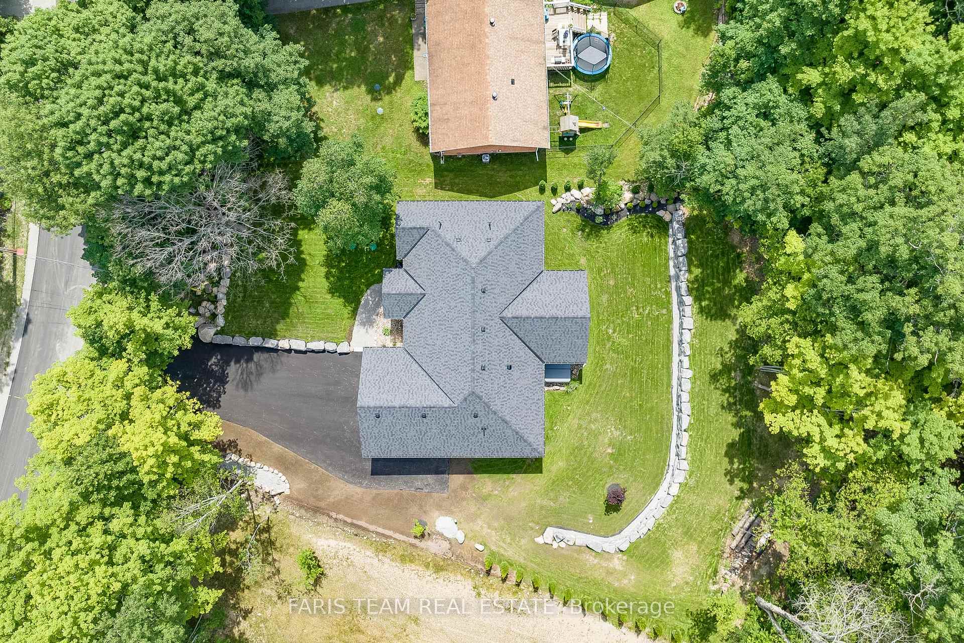 Photo 28 of 1532 Champlain Road, Tiny, Rural Tiny — HOMEH