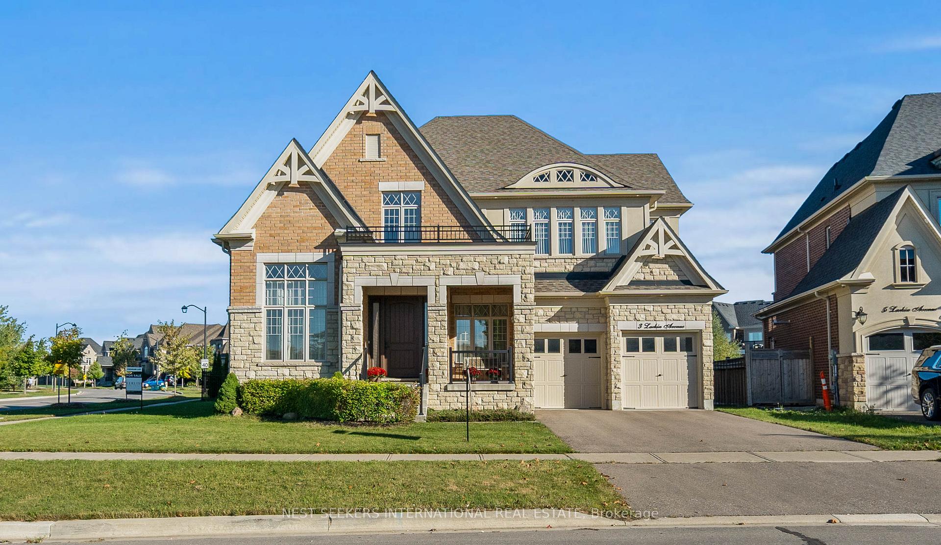 Front of 3 Larkin Avenue