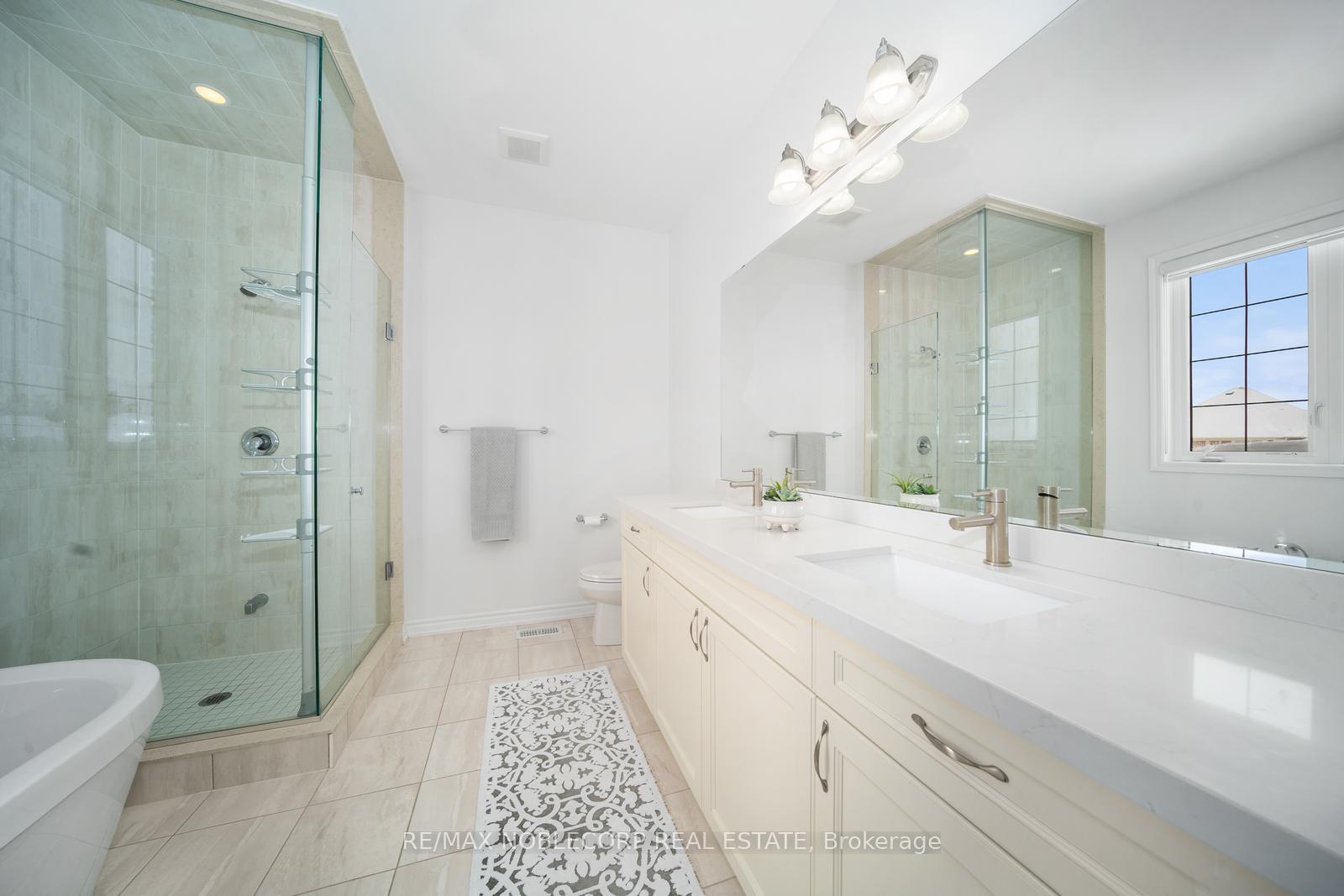 Photo 6 of 57 Mc Michael Avenue, Vaughan, Kleinburg — HOMEH