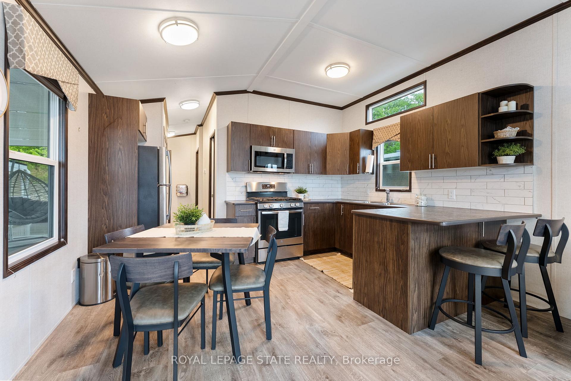 Photo 3 of Unit 213, 490 Empire Road, Port Colborne, Sherkston — HOMEH