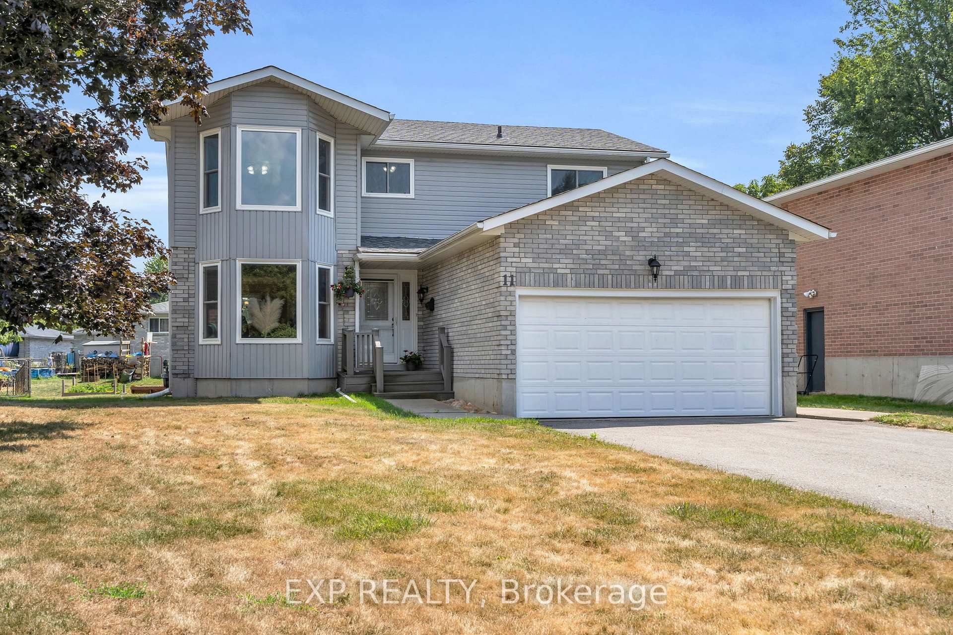 Photo 1 of 11 Justin Court, Georgina, Sutton & Jackson's Point — HOMEH