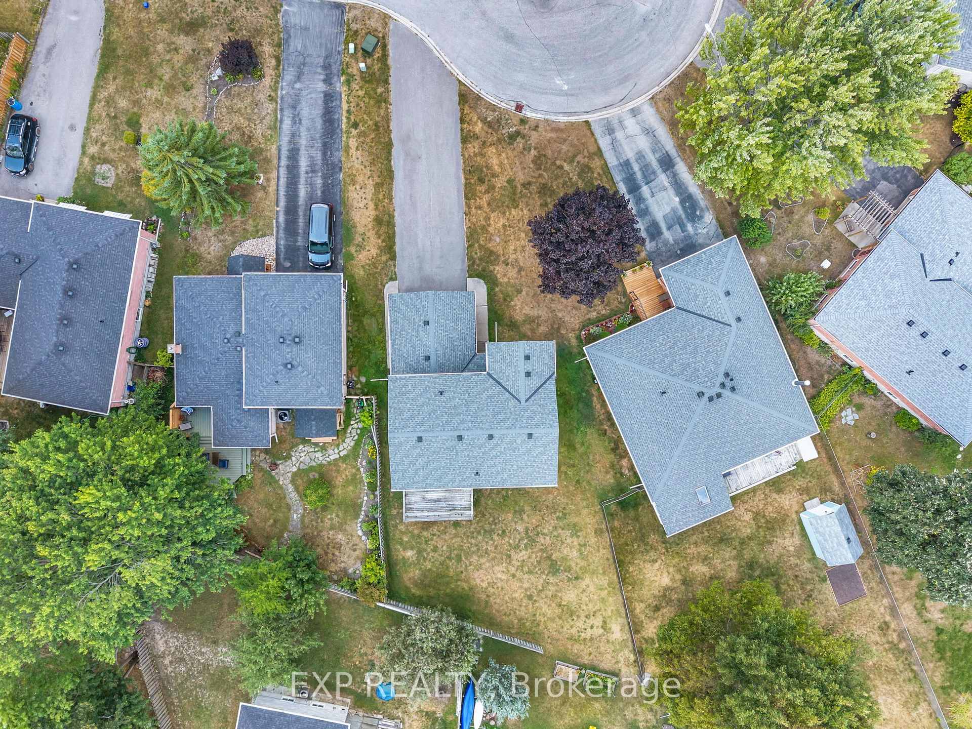 Photo 36 of 11 Justin Court, Georgina, Sutton & Jackson's Point — HOMEH
