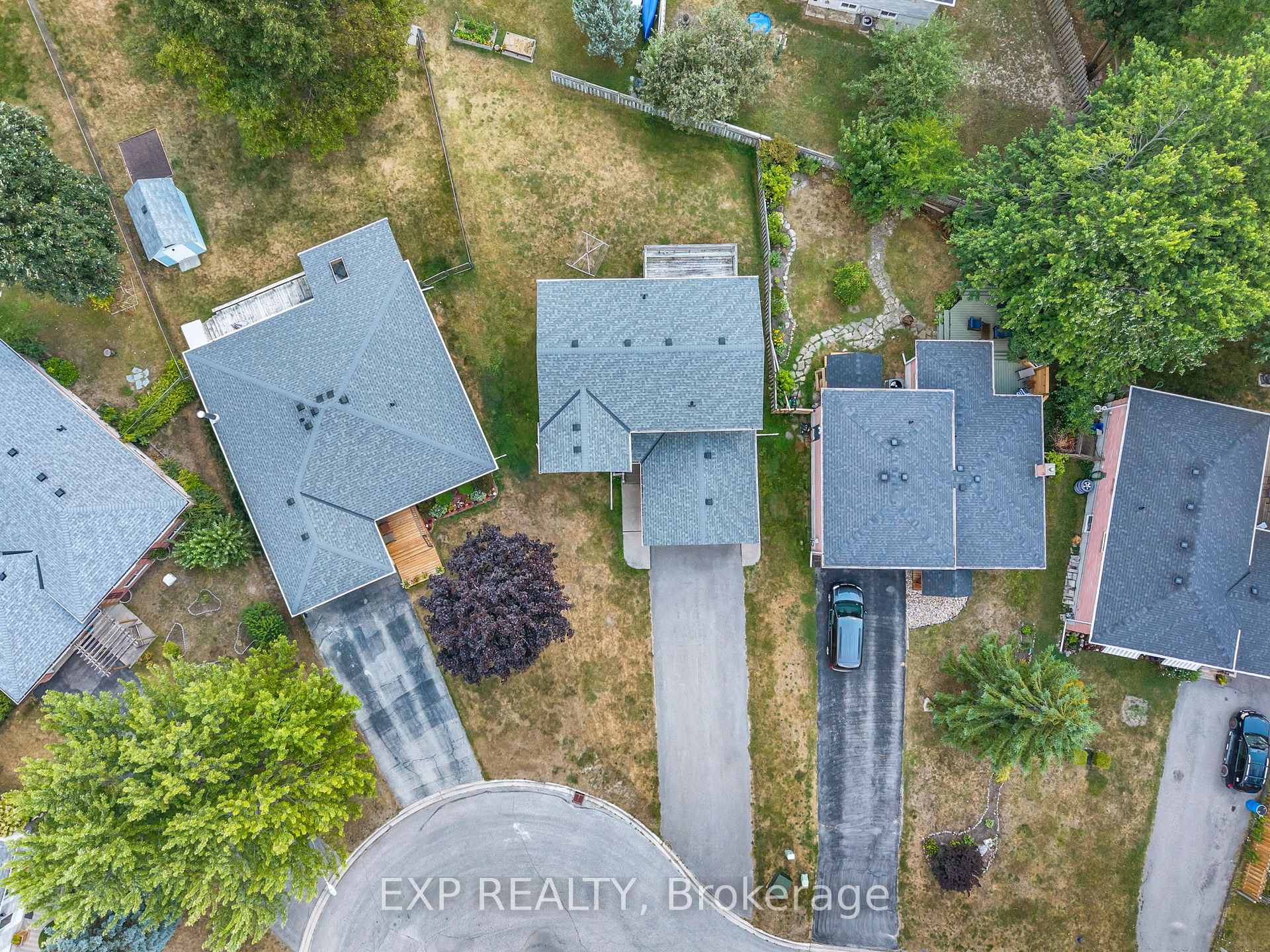 Photo 40 of 11 Justin Court, Georgina, Sutton & Jackson's Point — HOMEH