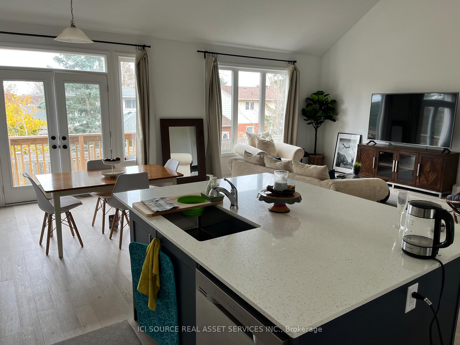 Photo 14 of 13 McLean Avenue, Collingwood — HOMEH