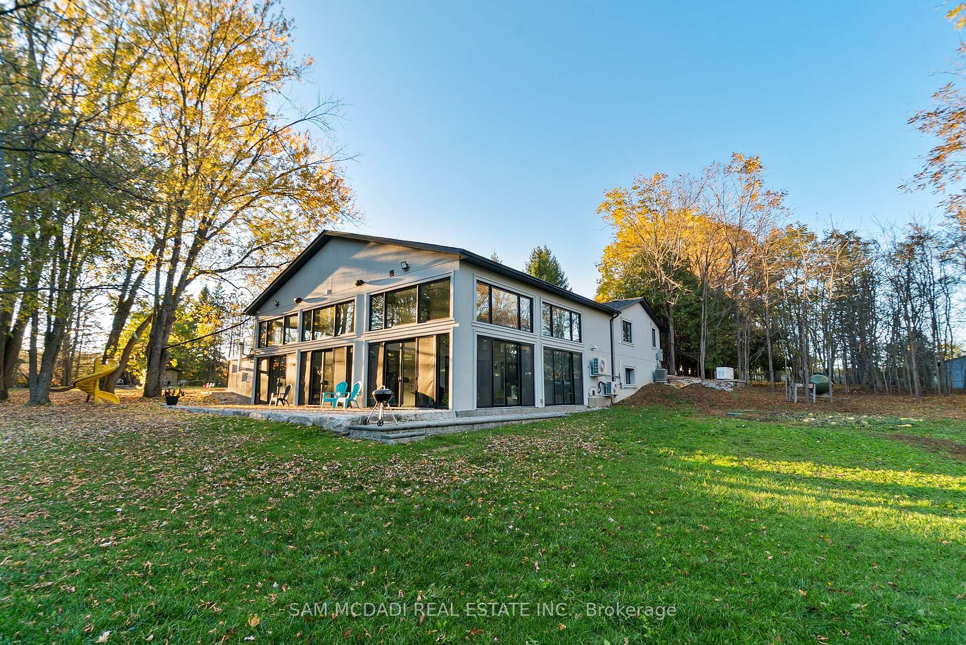 Photo 24 of 2993 Innisfil Beach Road, Innisfil, Rural Innisfil — HOMEH