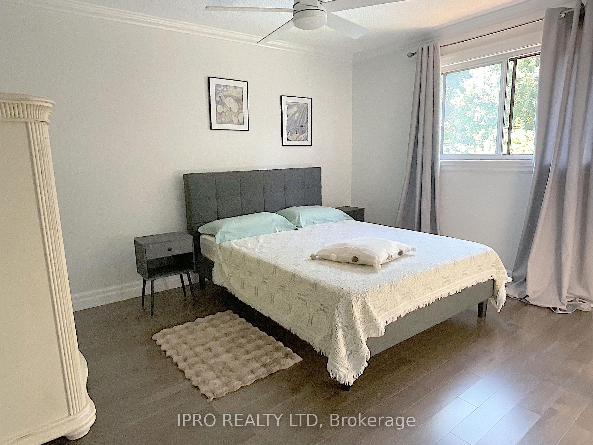 Photo 8 of 73 Wright Crescent, Caledon, Bolton North — HOMEH