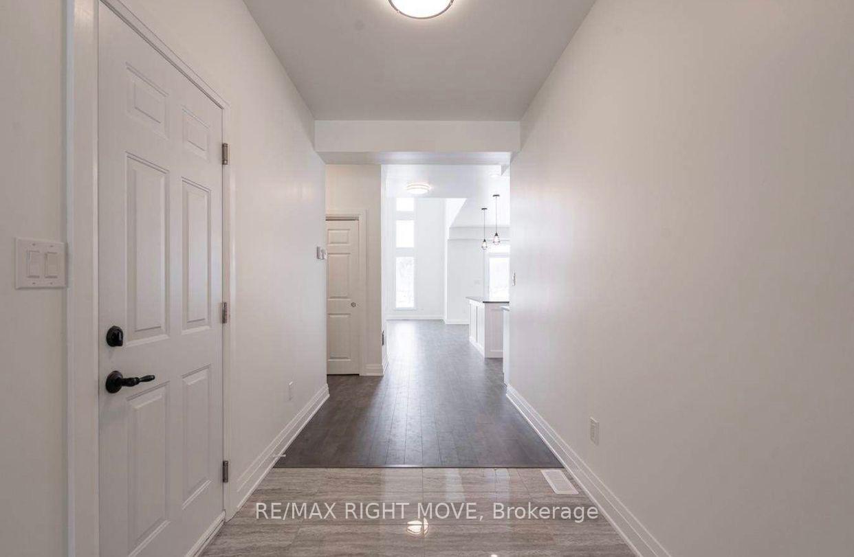 Photo 15 of 39 Rosy Beach Court, Ramara, Rural Ramara — HOMEH