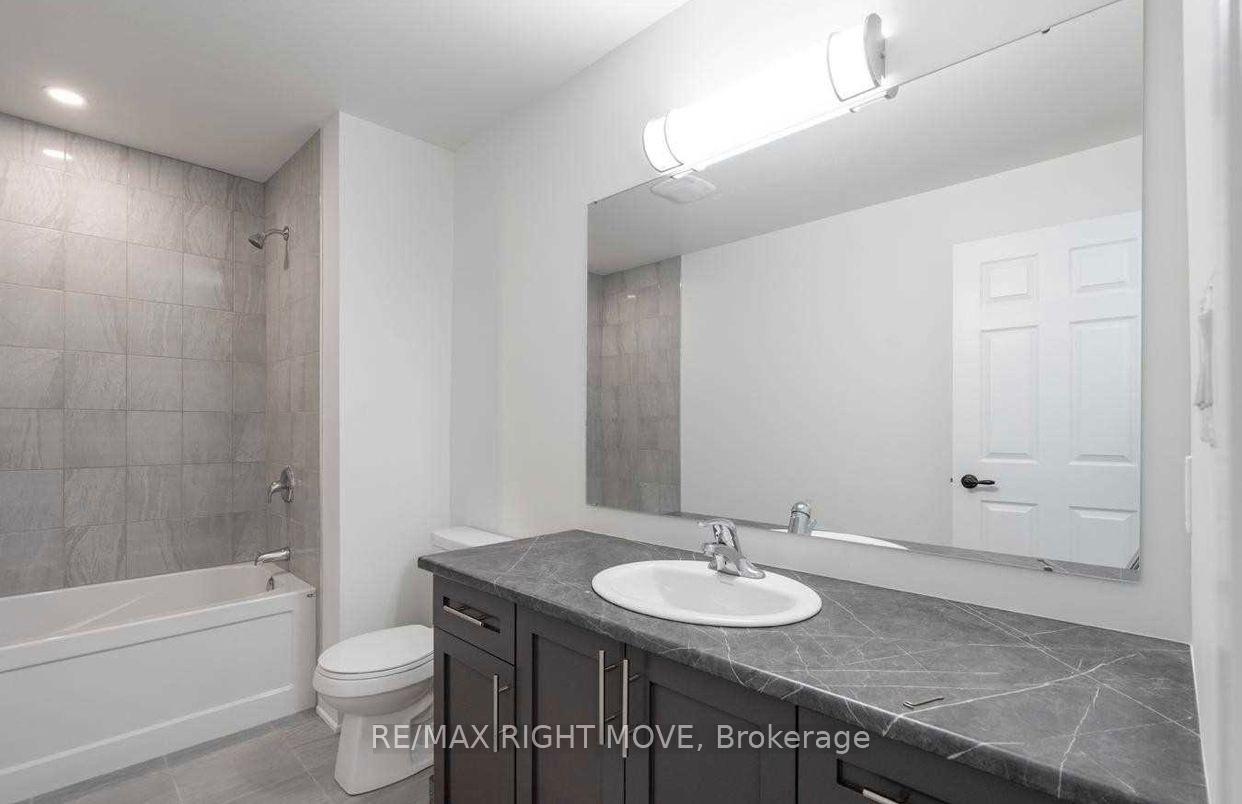 Photo 3 of 39 Rosy Beach Court, Ramara, Rural Ramara — HOMEH