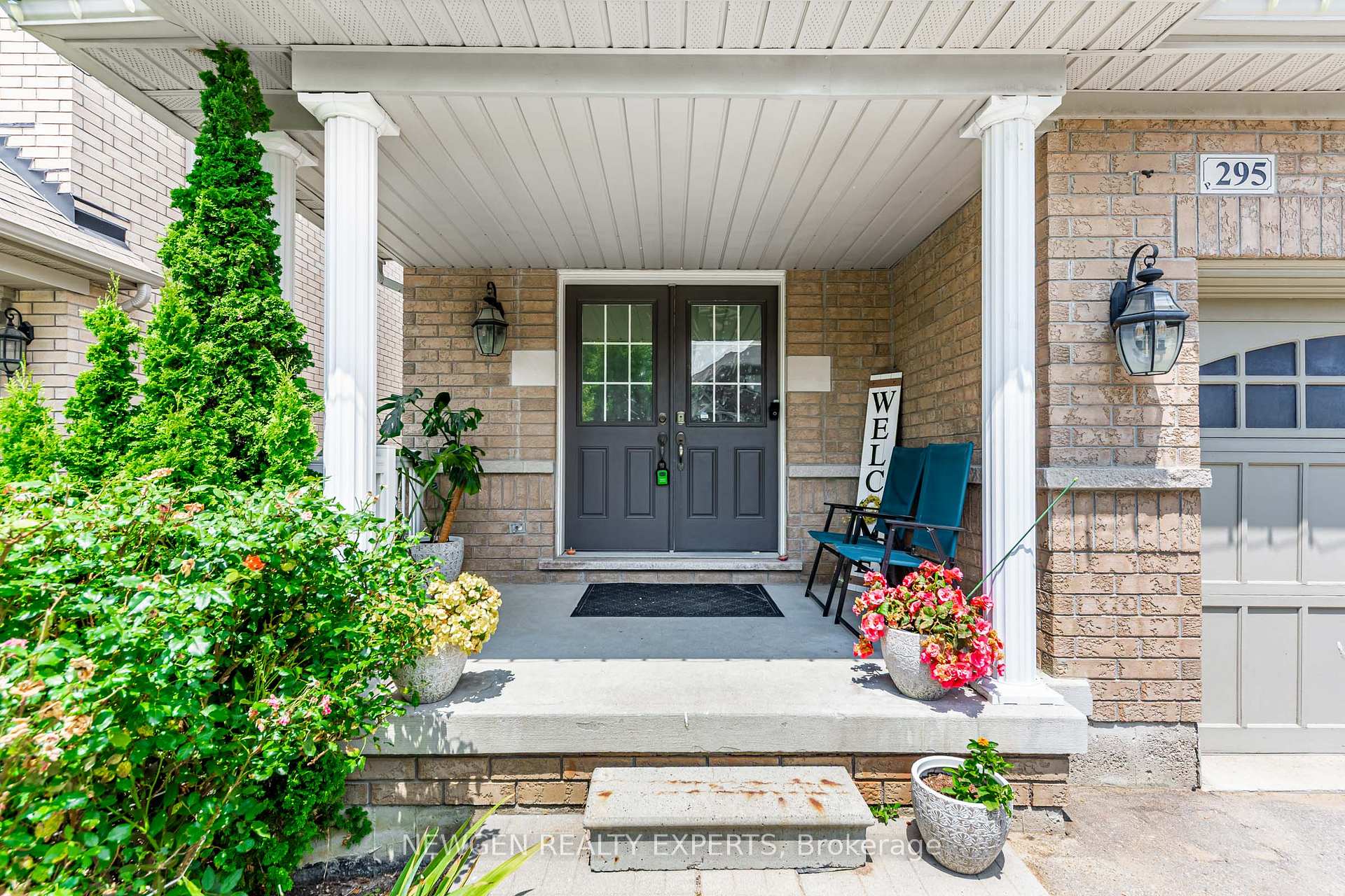 Photo 2 of 295 Petticoat Road, Vaughan, Patterson — HOMEH