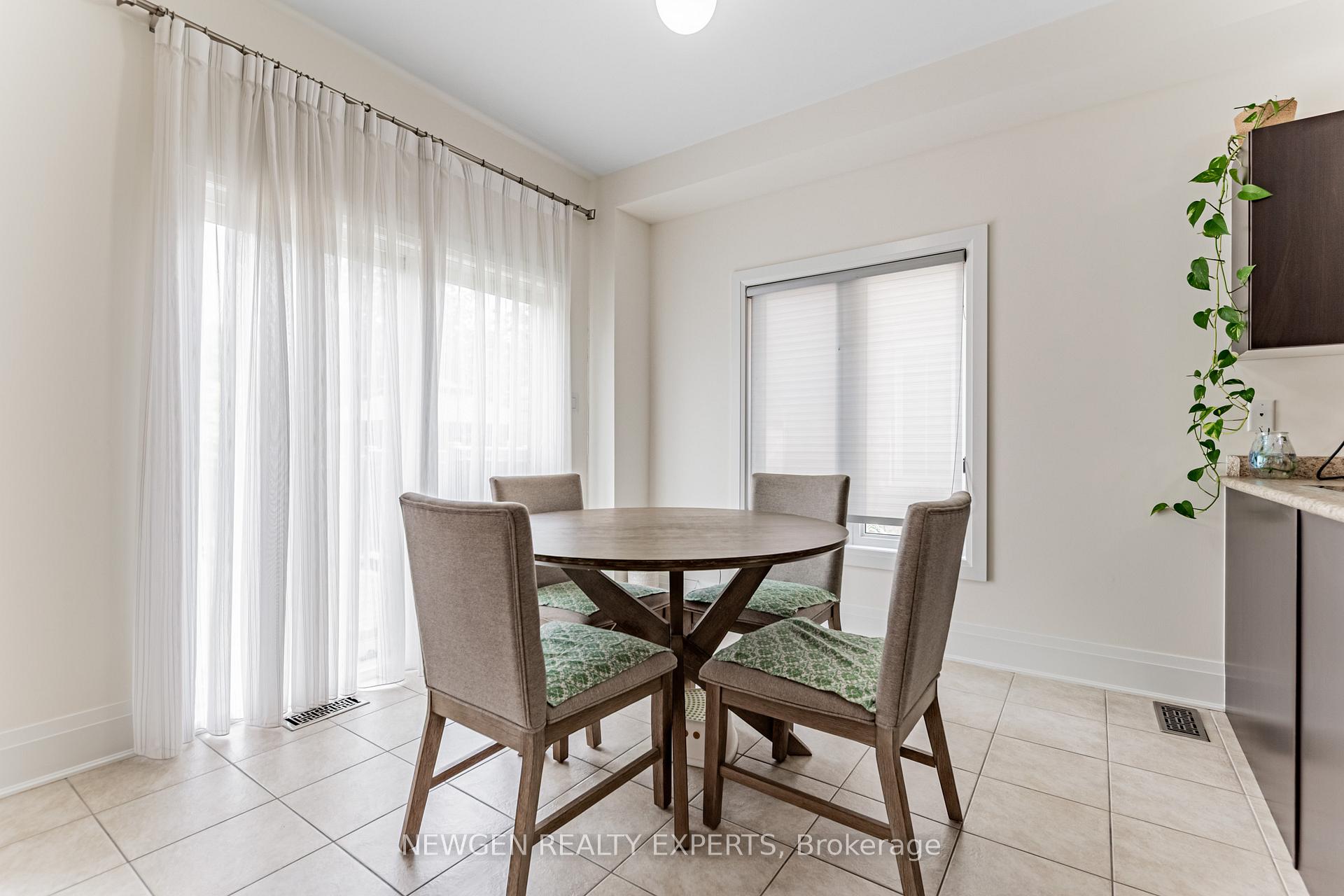 Photo 6 of 295 Petticoat Road, Vaughan, Patterson — HOMEH