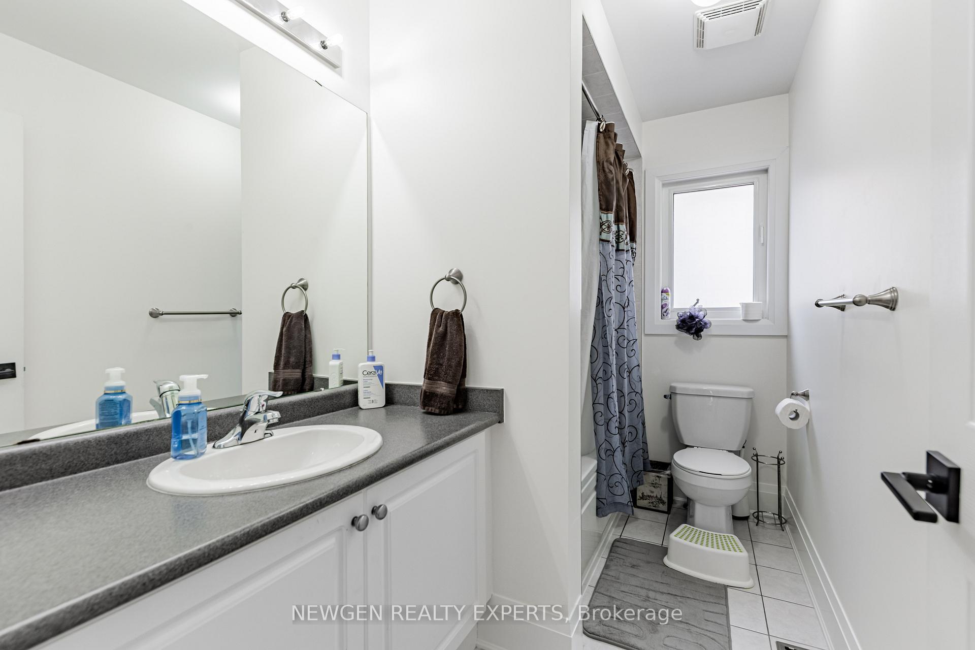 Photo 24 of 295 Petticoat Road, Vaughan, Patterson — HOMEH