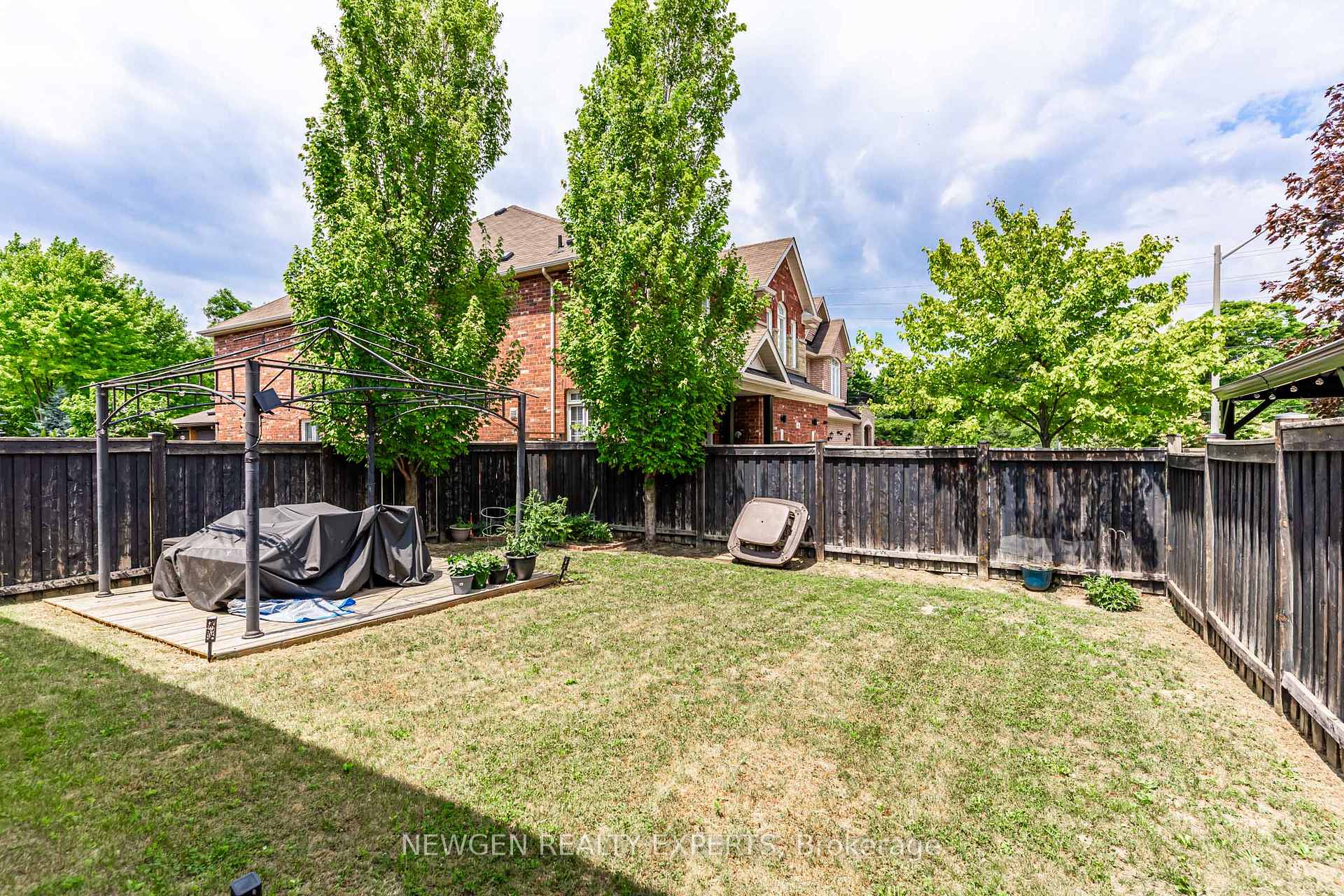 Photo 27 of 295 Petticoat Road, Vaughan, Patterson — HOMEH