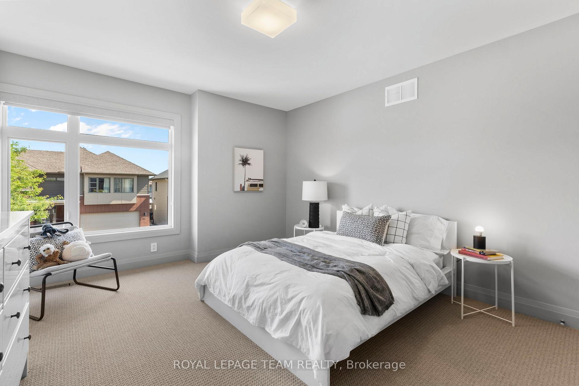 Photo 31 of 304 Long Acres Street, Ottawa, Kanata - Bridlewood — HOMEH