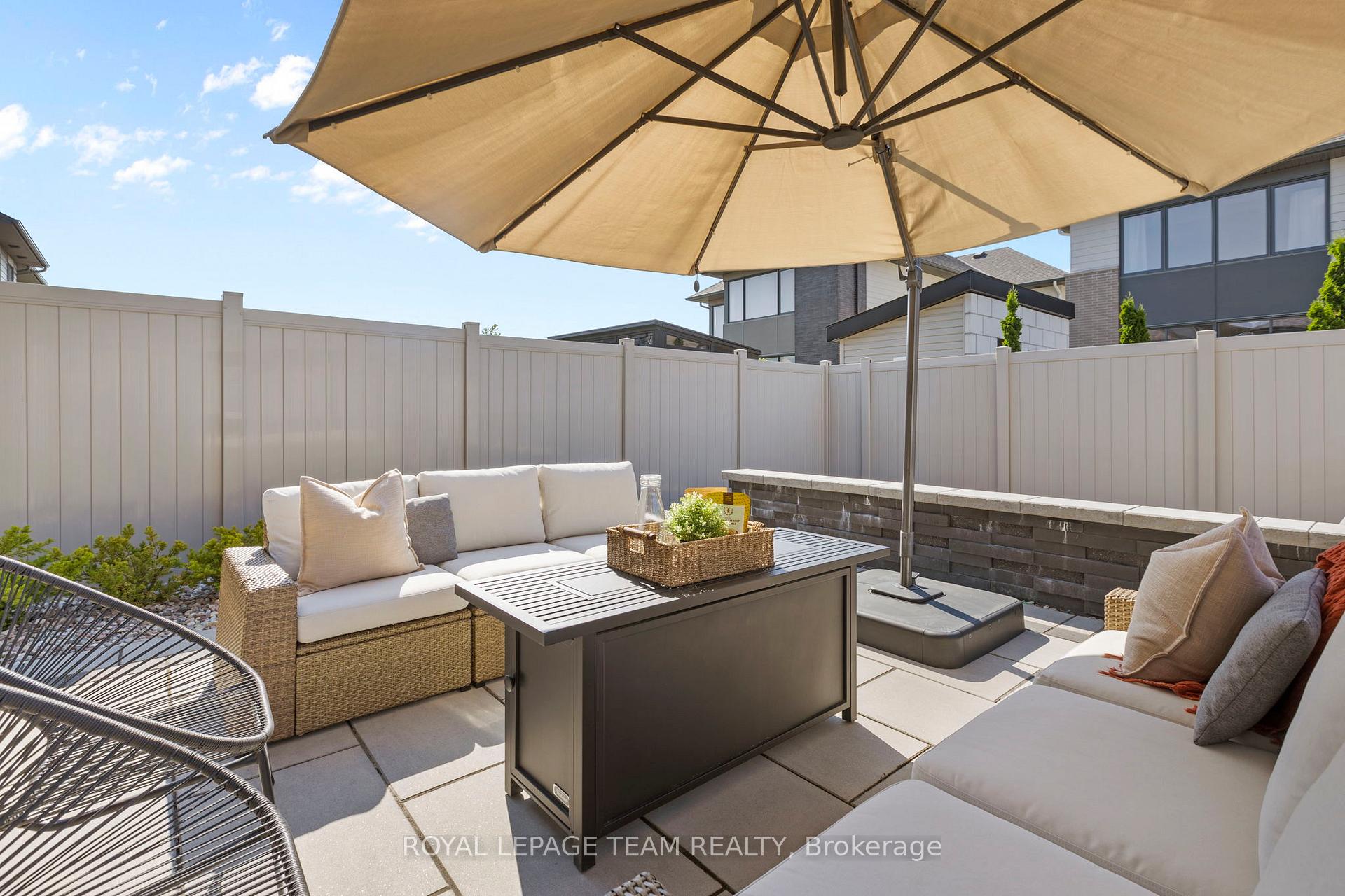 Photo 34 of 304 Long Acres Street, Ottawa, Kanata - Bridlewood — HOMEH