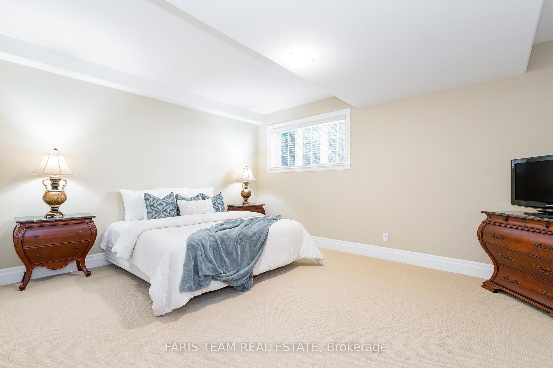 Photo 18 of 14 Lloyd Cook Drive W, Springwater, Minesing — HOMEH