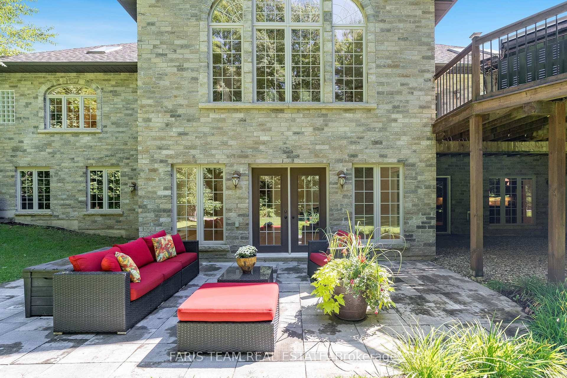 Photo 25 of 14 Lloyd Cook Drive W, Springwater, Minesing — HOMEH