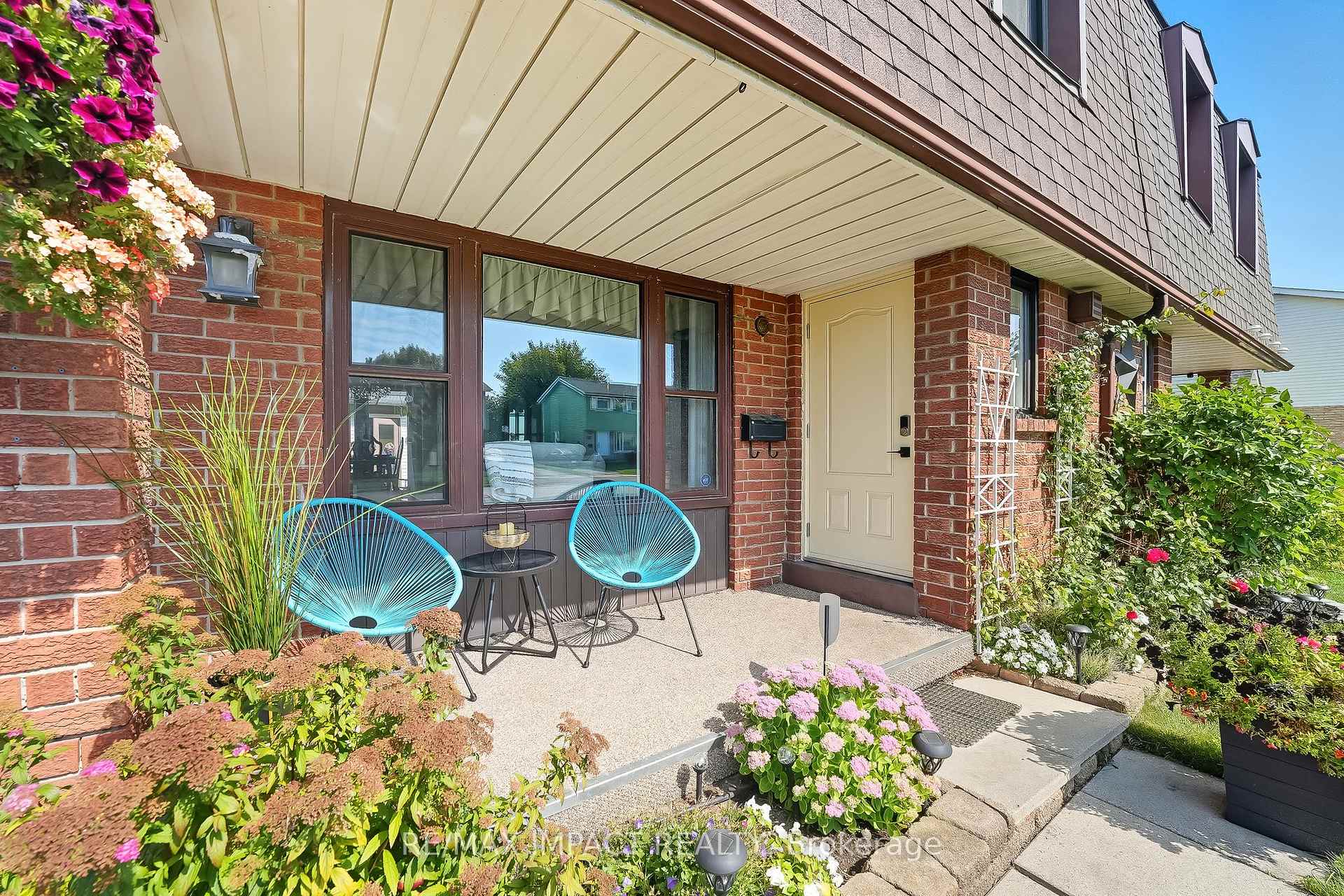 Photo 7 of 1506 Fenelon Crescent, Oshawa, Lakeview — HOMEH