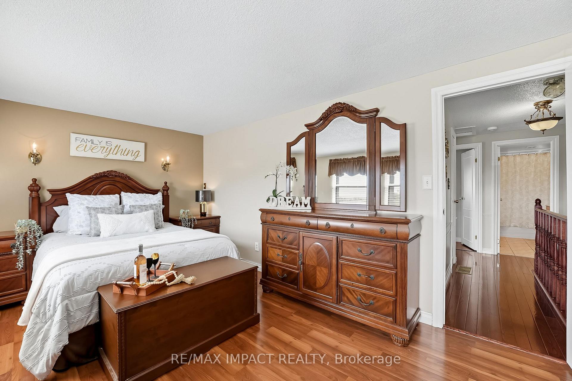 Photo 16 of 1506 Fenelon Crescent, Oshawa, Lakeview — HOMEH