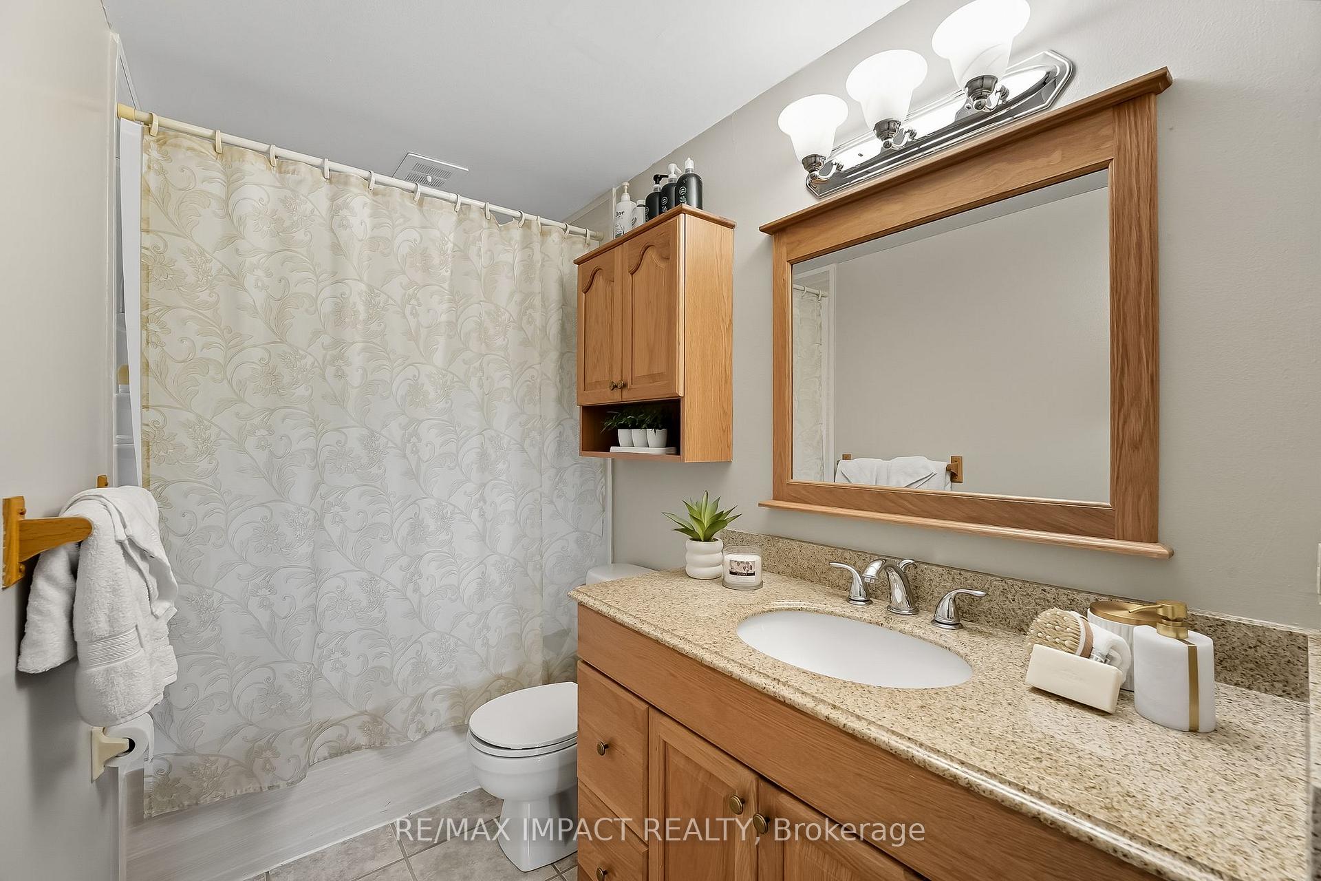 Photo 22 of 1506 Fenelon Crescent, Oshawa, Lakeview — HOMEH
