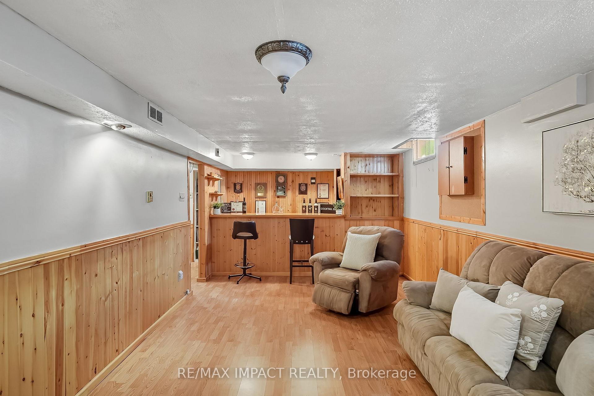 Photo 31 of 1506 Fenelon Crescent, Oshawa, Lakeview — HOMEH