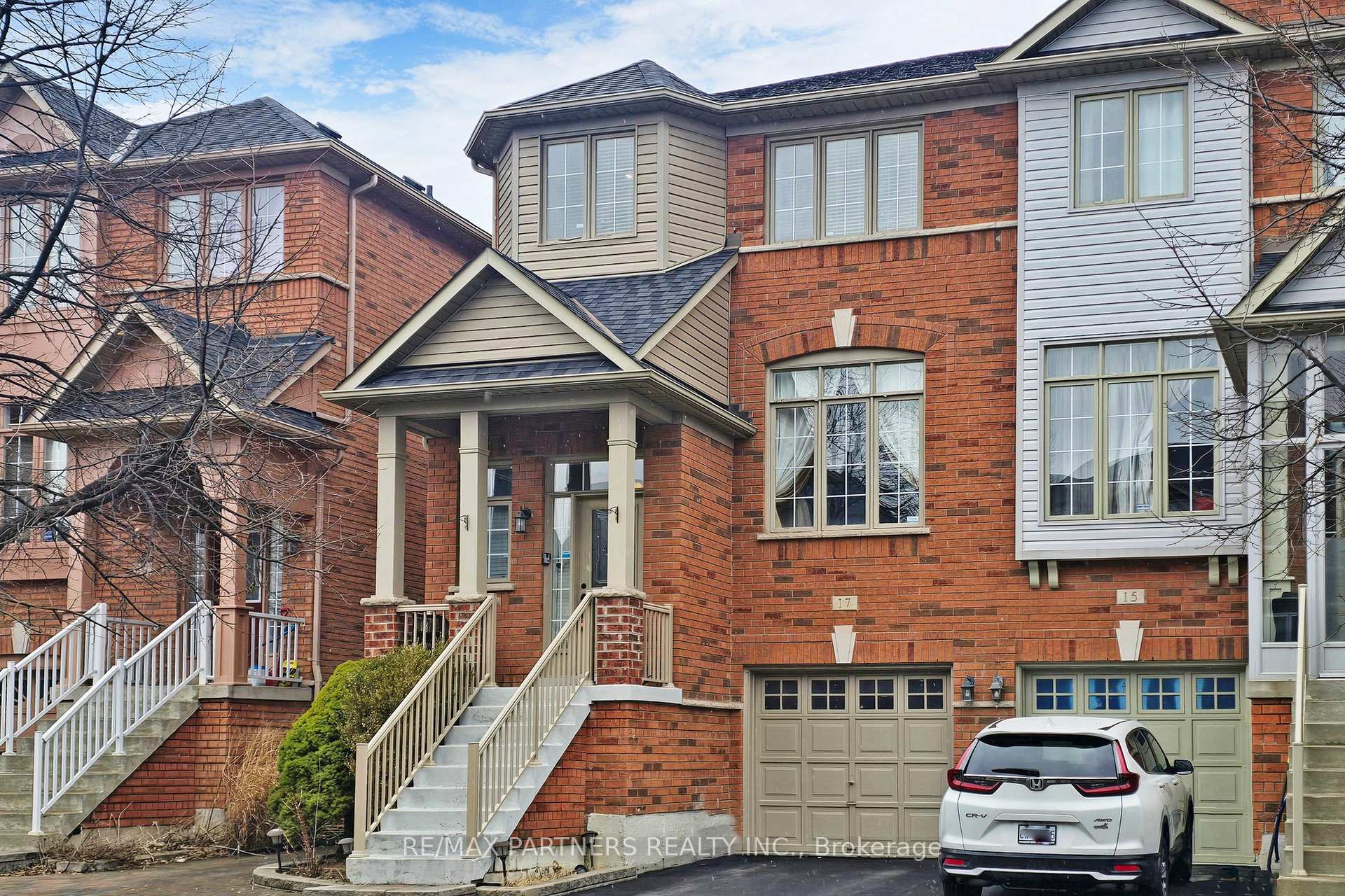 Photo 14 of 17 Henrietta Street, Markham, Berczy — HOMEH