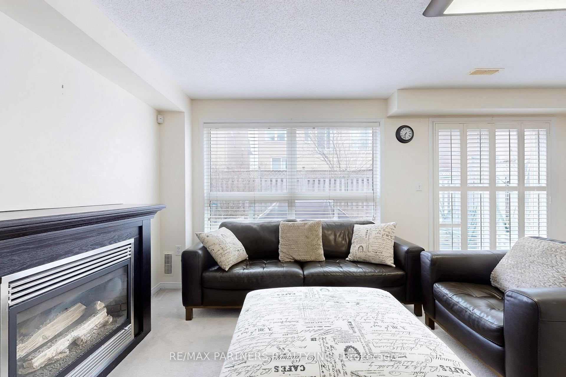 Photo 31 of 17 Henrietta Street, Markham, Berczy — HOMEH