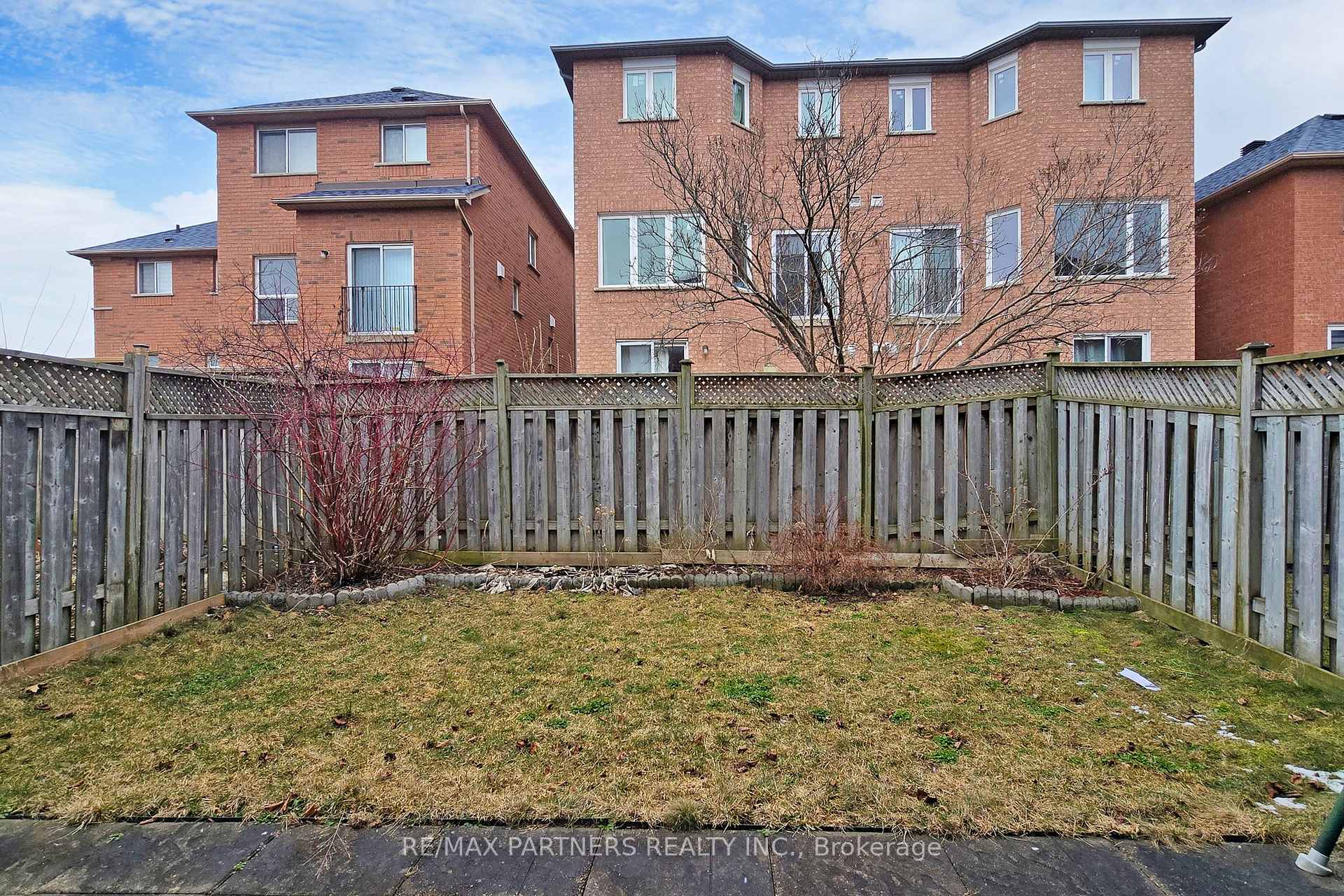 Photo 36 of 17 Henrietta Street, Markham, Berczy — HOMEH